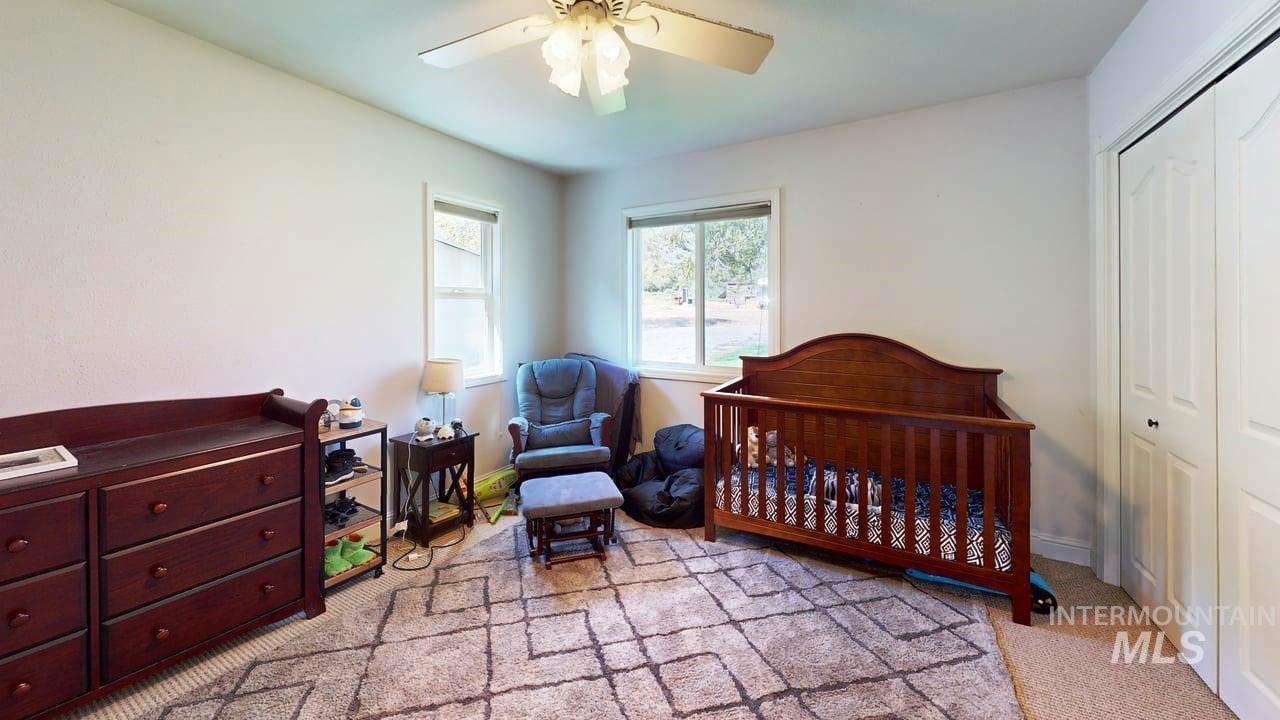 17082 Snake River Road Property Photo 10