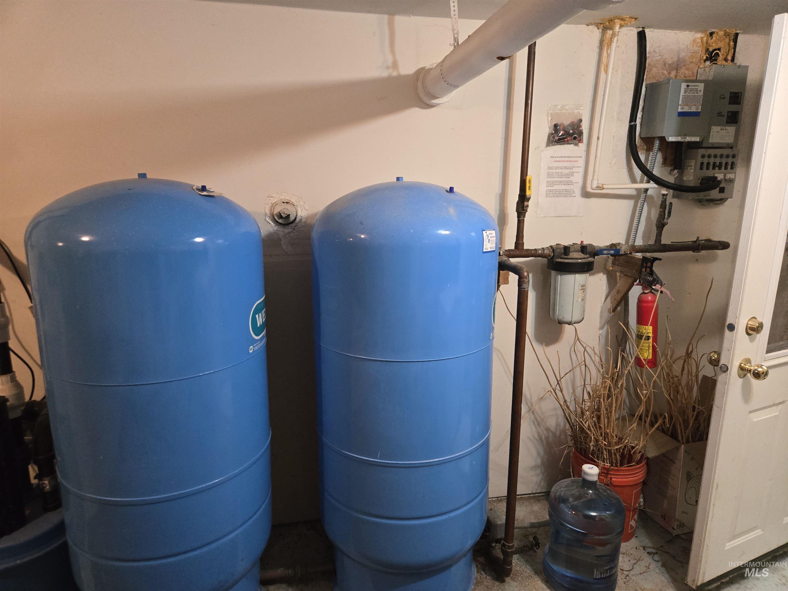 17082 Snake River Road Property Photo 25