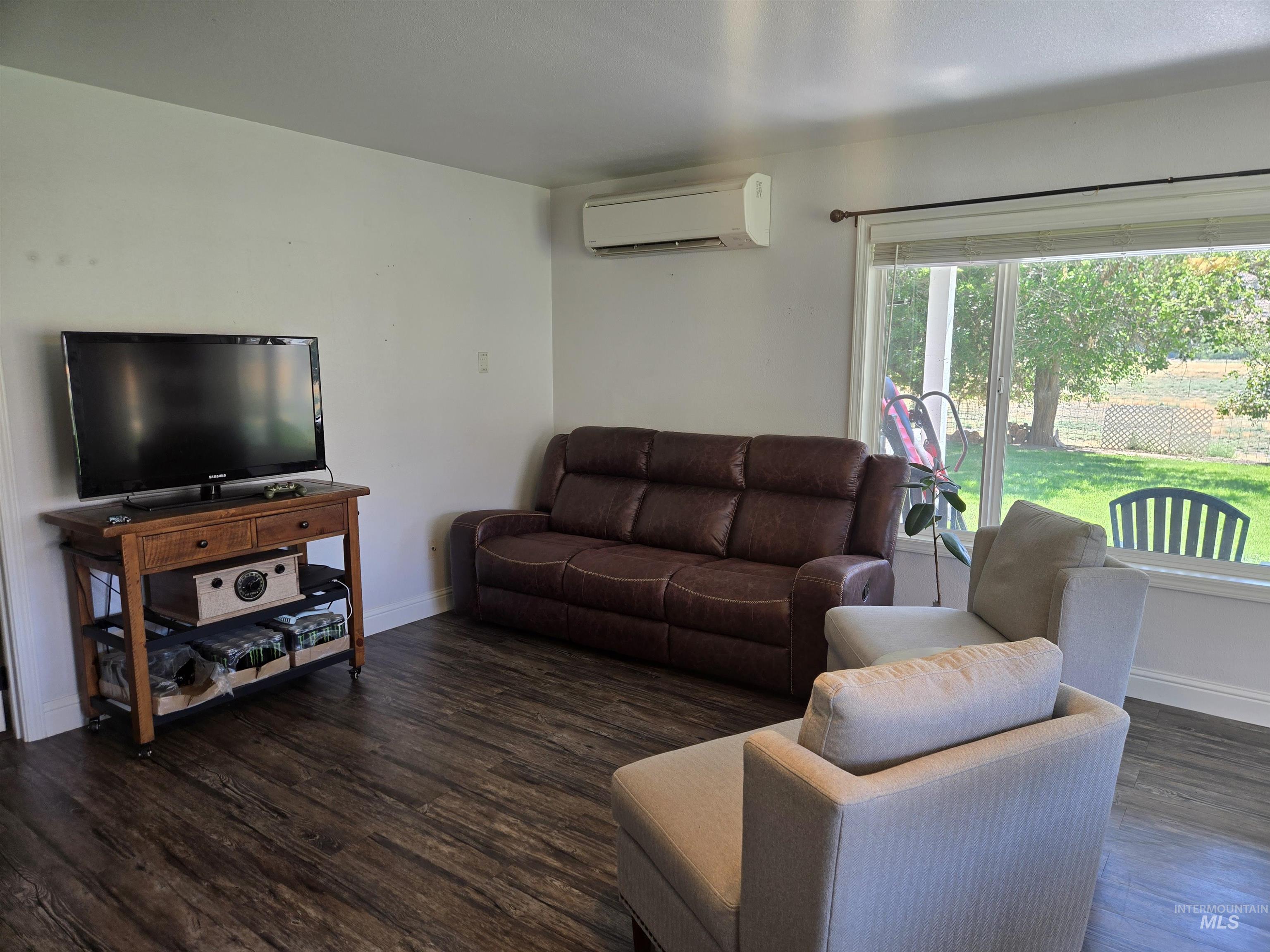 17082 Snake River Road Property Photo 31