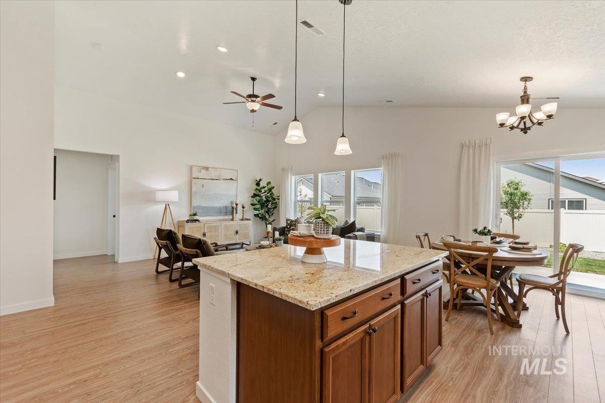10424 Bellevue Ridge St Property Photo 4