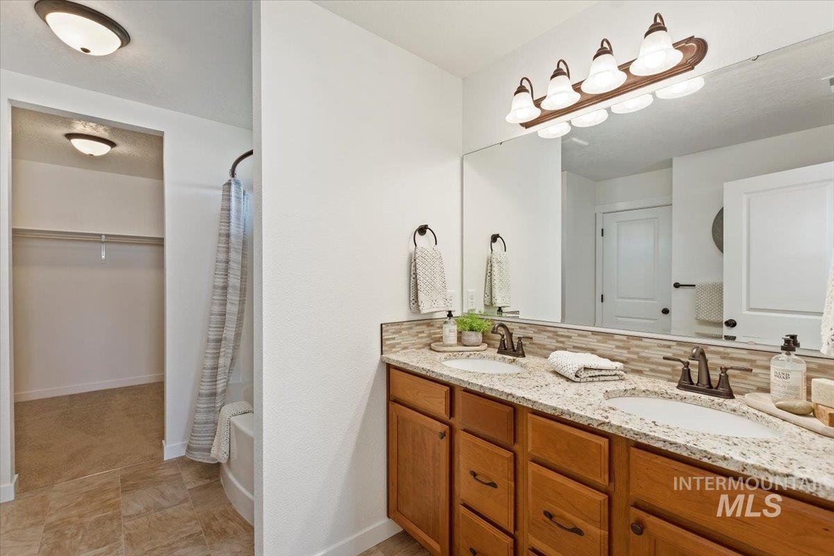 10424 Bellevue Ridge St Property Photo 6