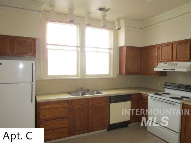 141 E Warm Springs Ave Property Photo 28