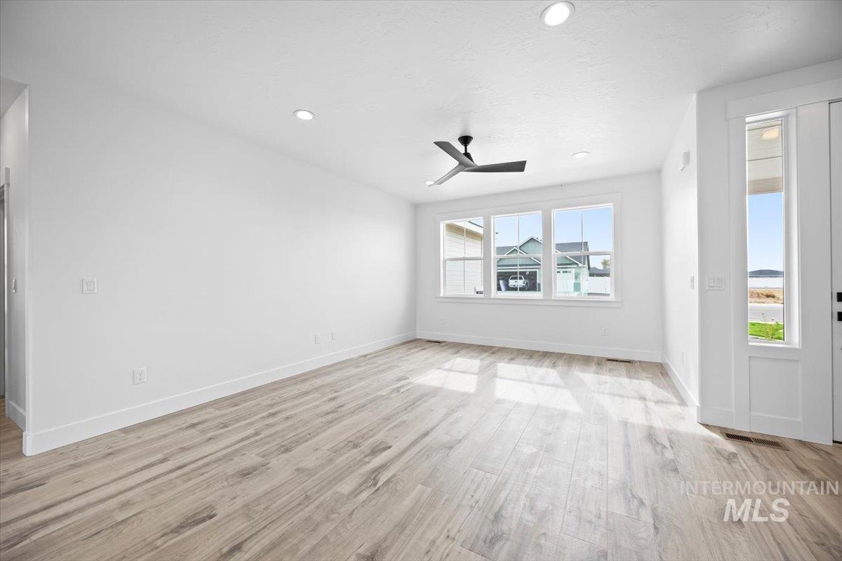 2171 Austin Property Photo 4