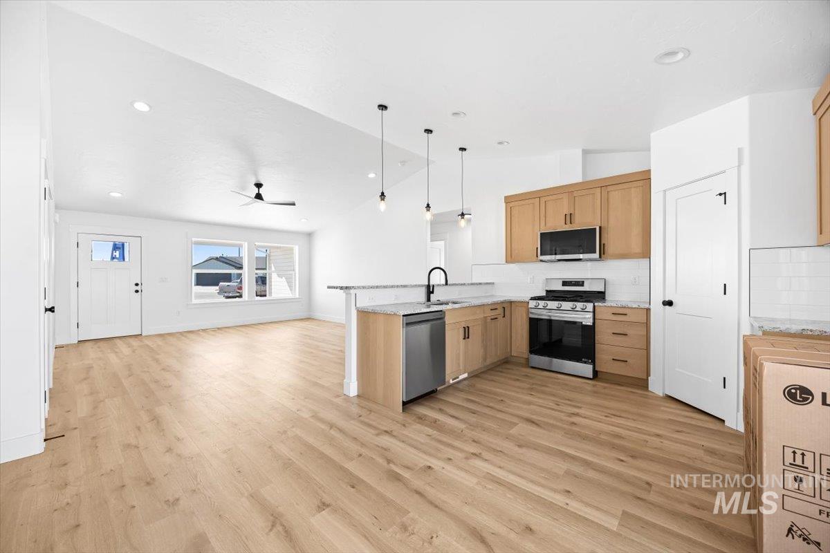2174 Austin Property Photo 4