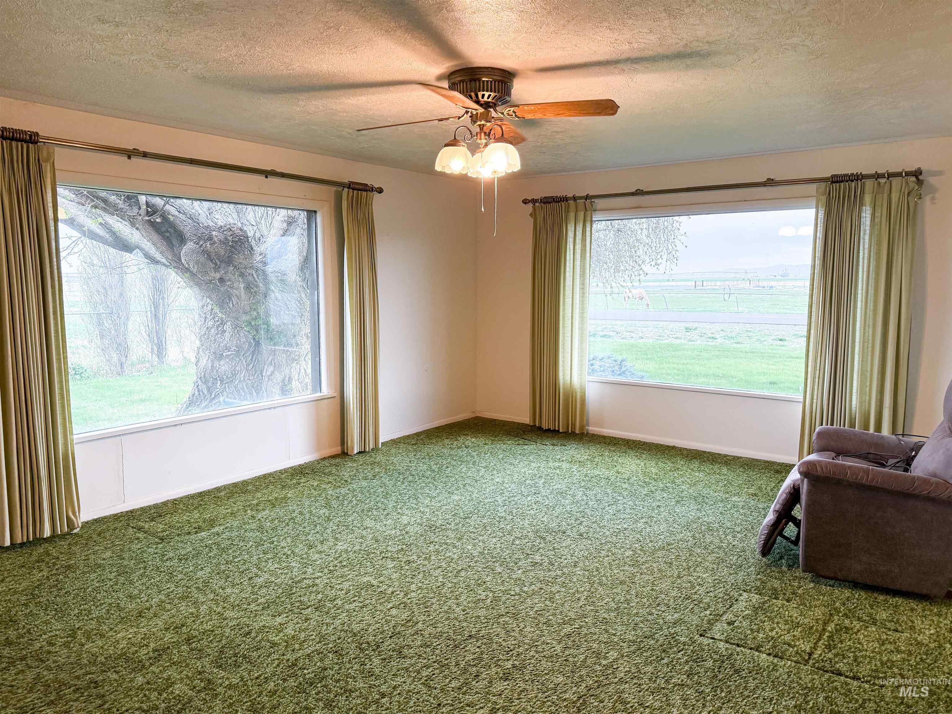 2252 E 1500 S Property Photo 7