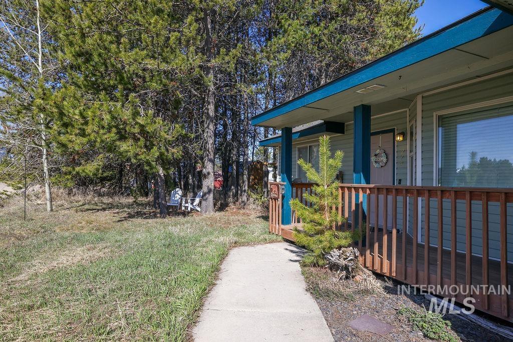 274 Eld Lane Property Photo 4