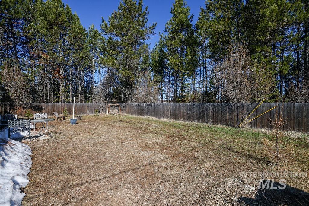 274 Eld Lane Property Photo 6