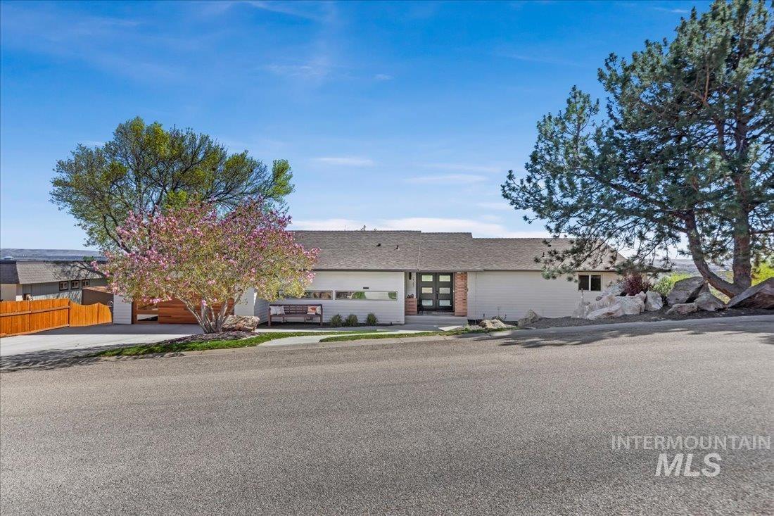 2387 S Ridgeview Way Property Photo 1