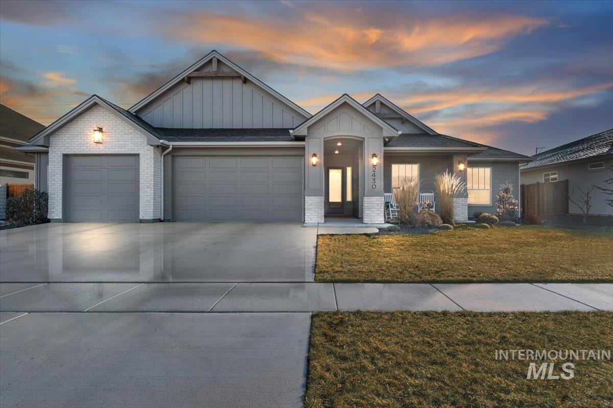 2430 S Pelion Way Property Photo