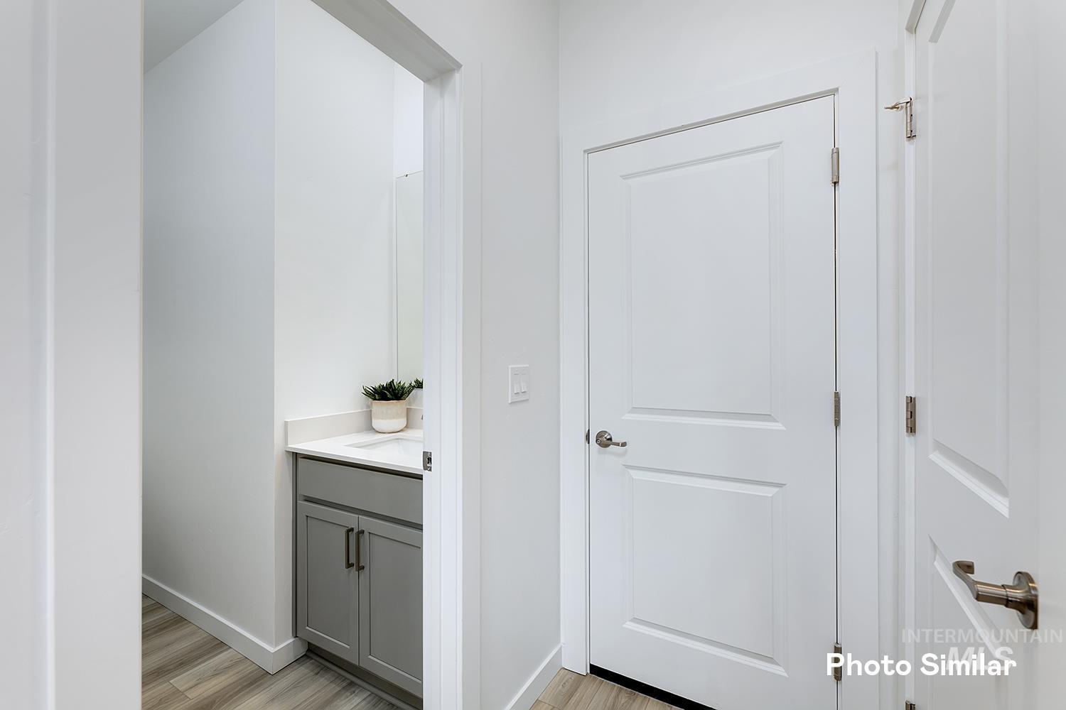 4268 W Perspective St Property Photo 5