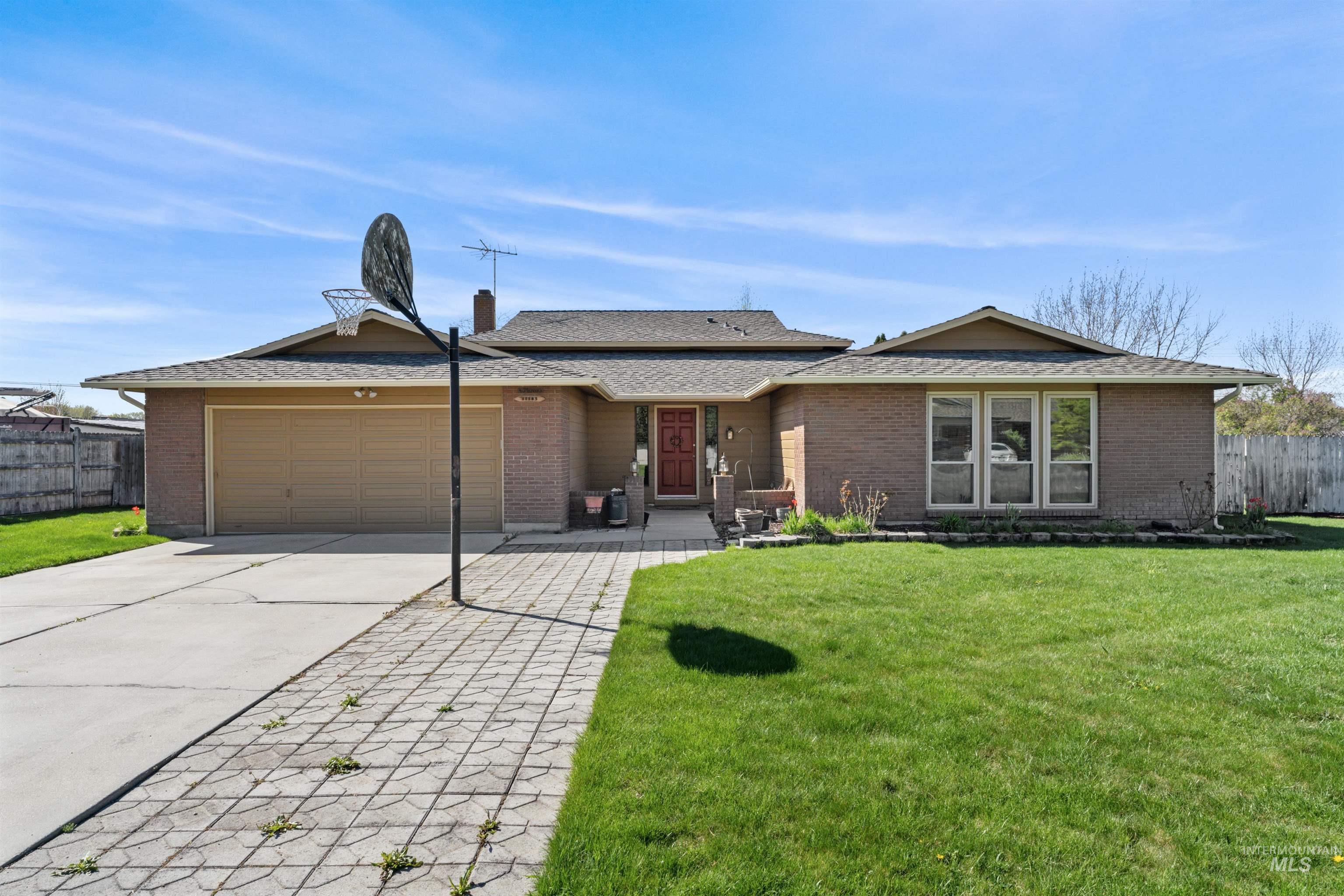 11185 W Hummingbird Drive Property Photo 4