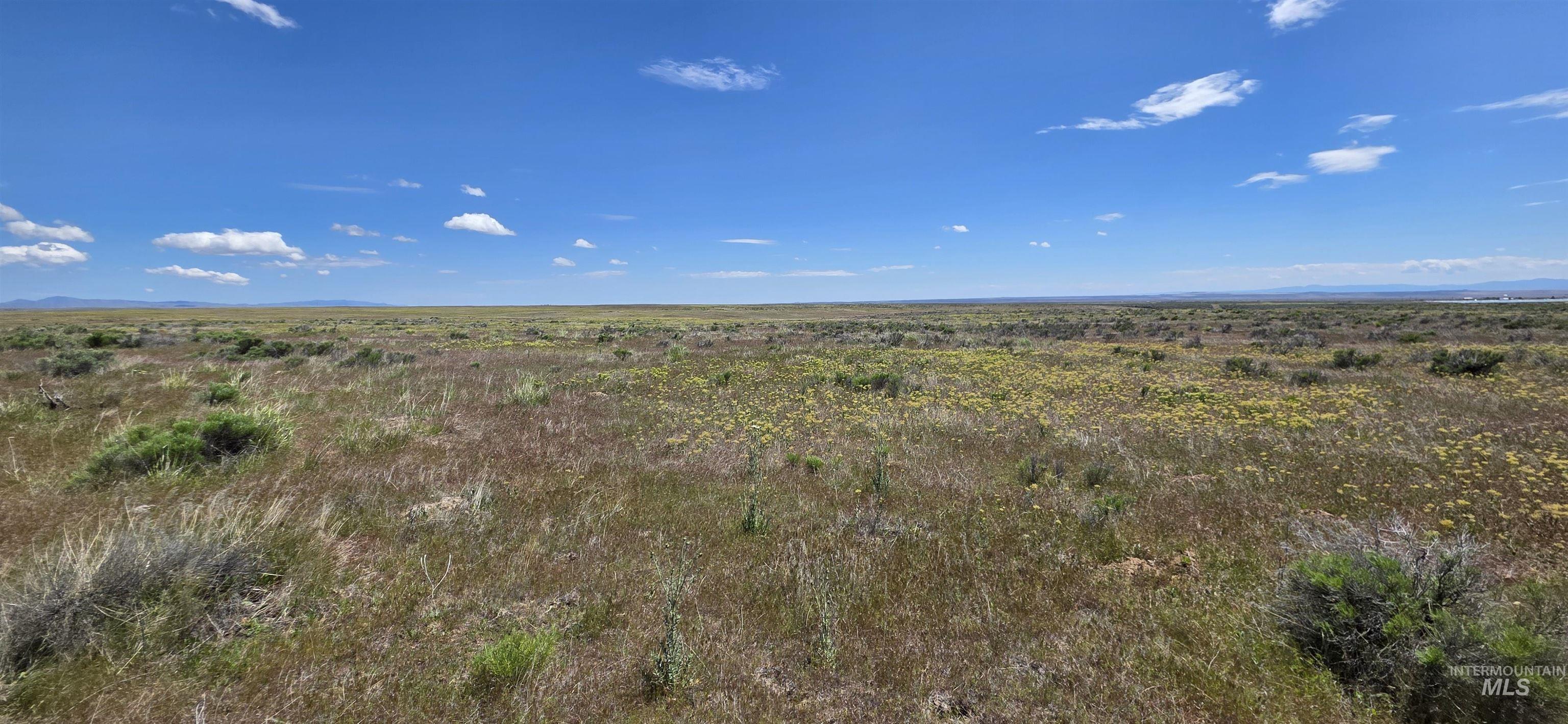 000 S Pleasant Valley Road Property Photo 10