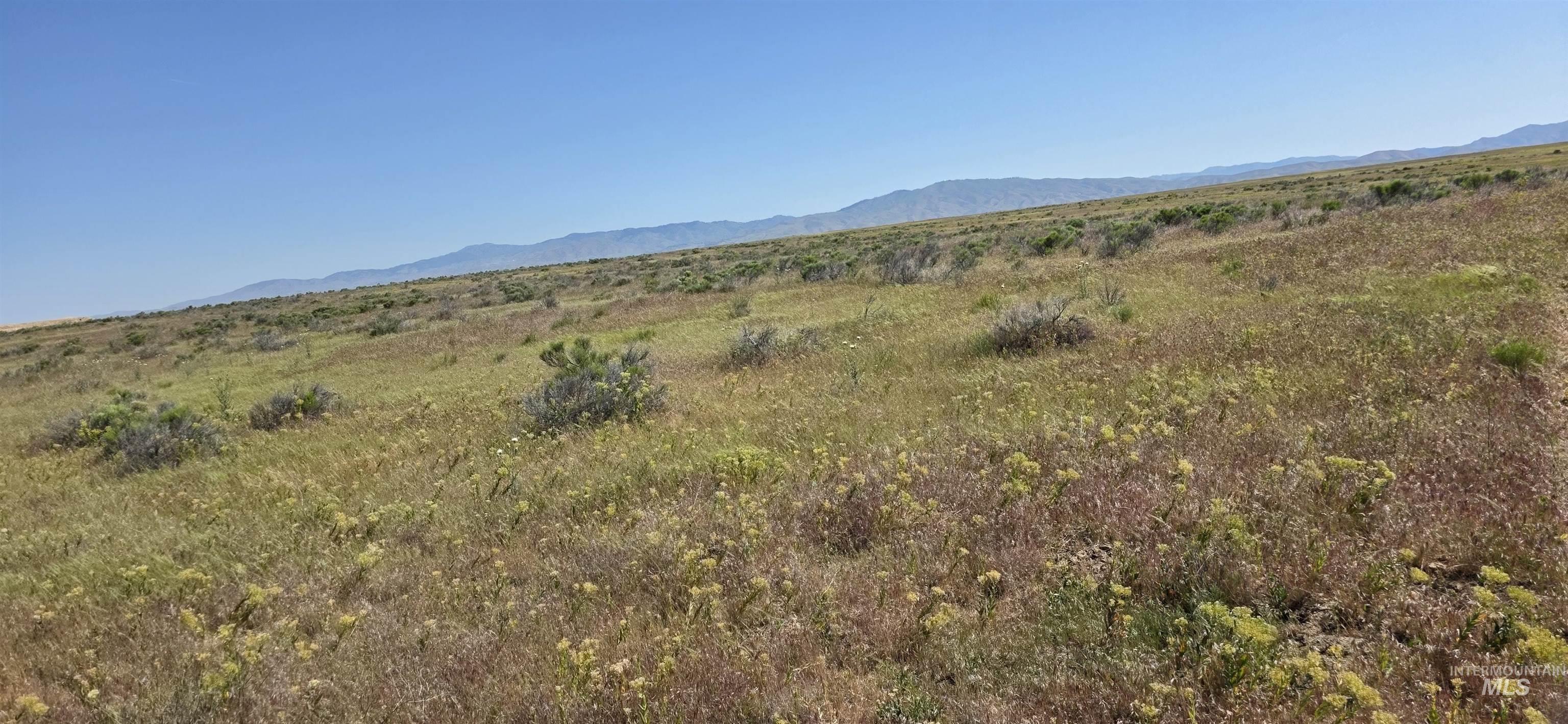 000 S Pleasant Valley Road Property Photo 16