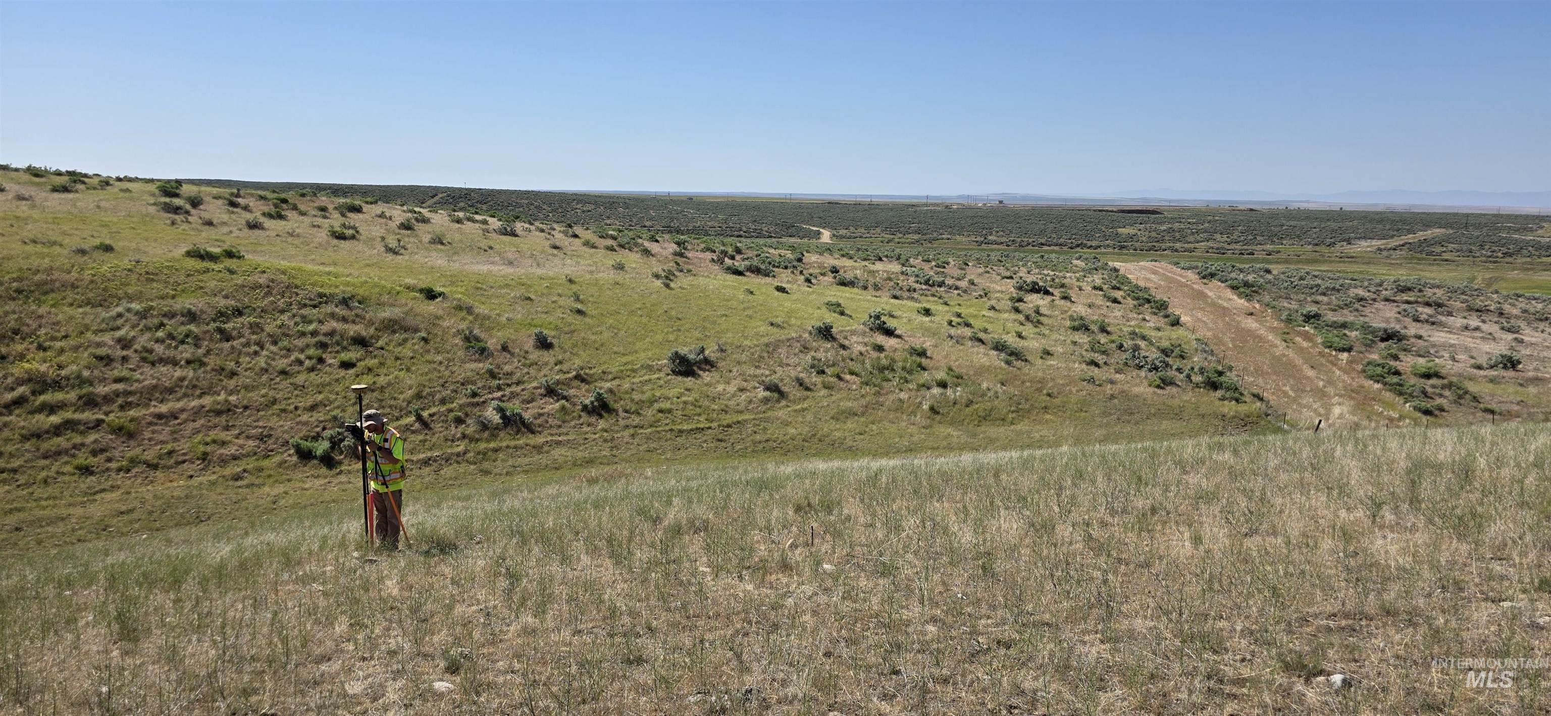 000 S Pleasant Valley Road Property Photo 19