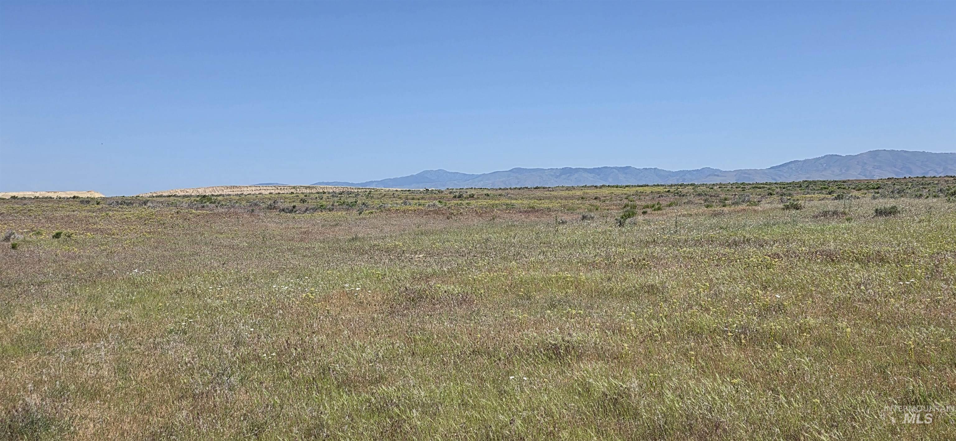 000 S Pleasant Valley Road Property Photo 22