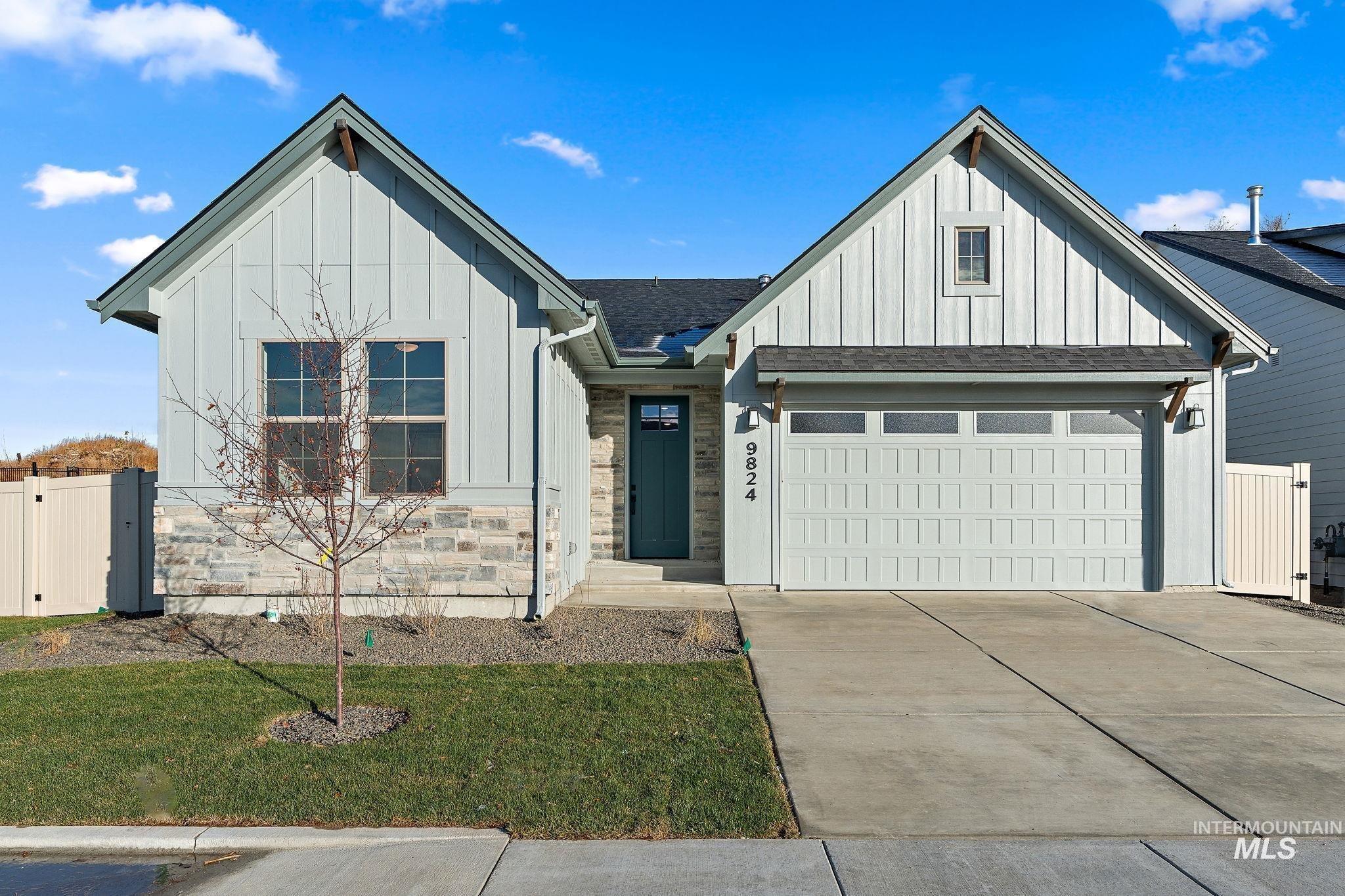 1724 Black Elm Property Photo 1