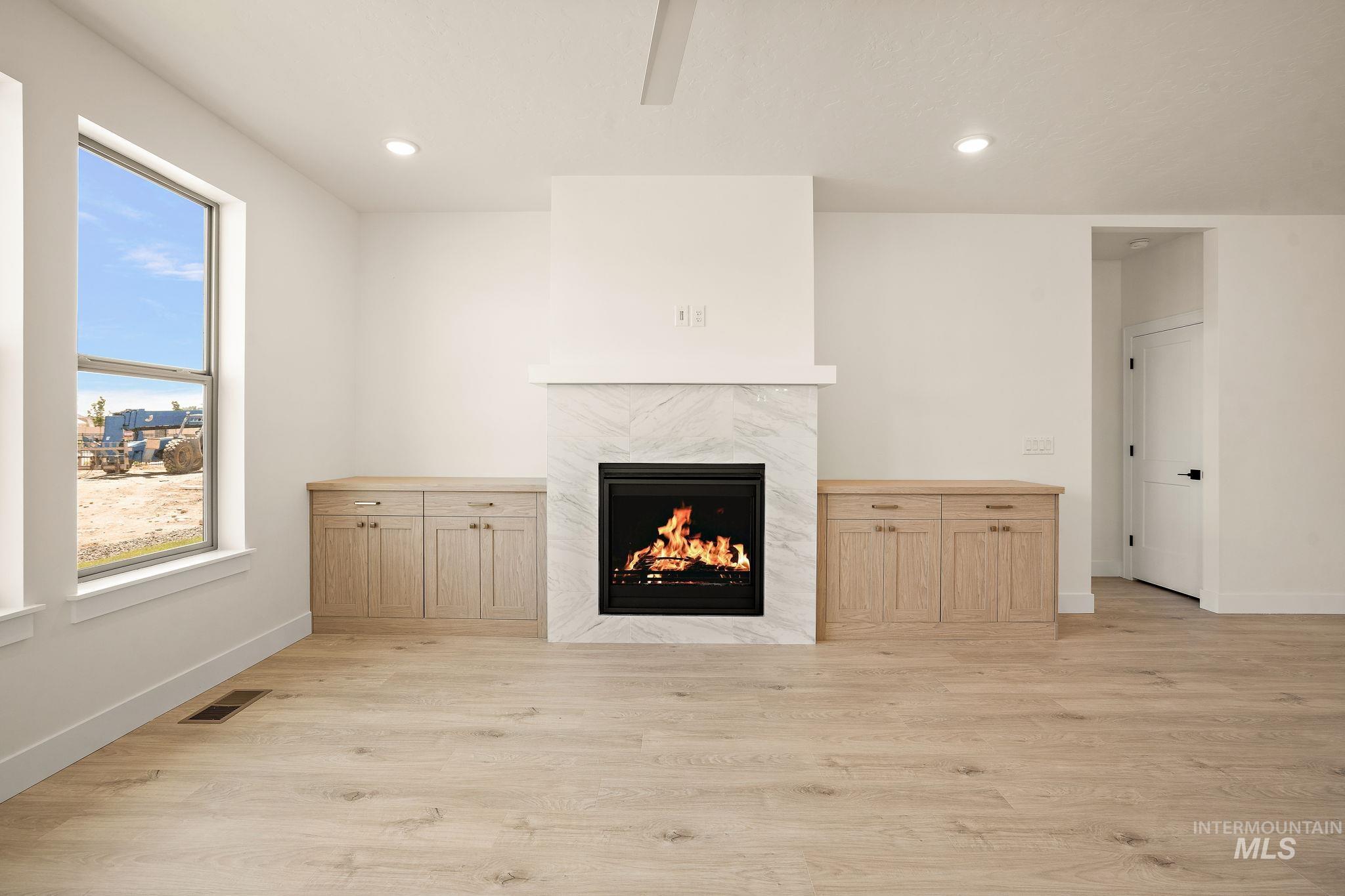 1724 Black Elm Property Photo 24