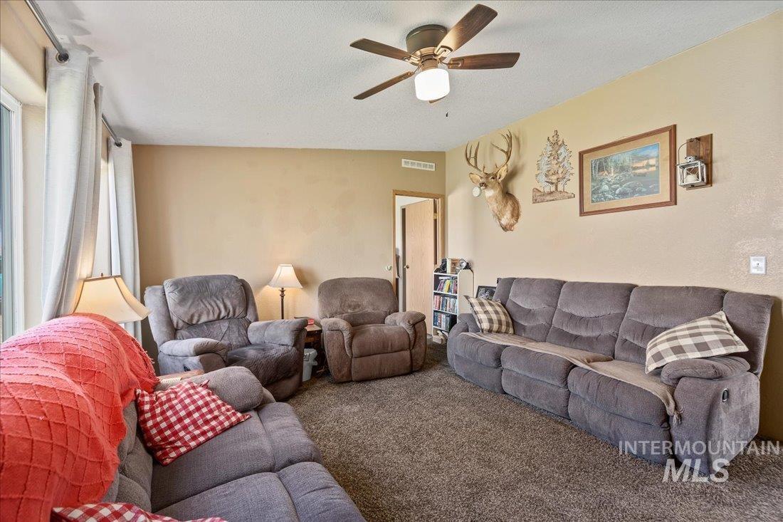 6900 Keith Ln. Property Photo 7