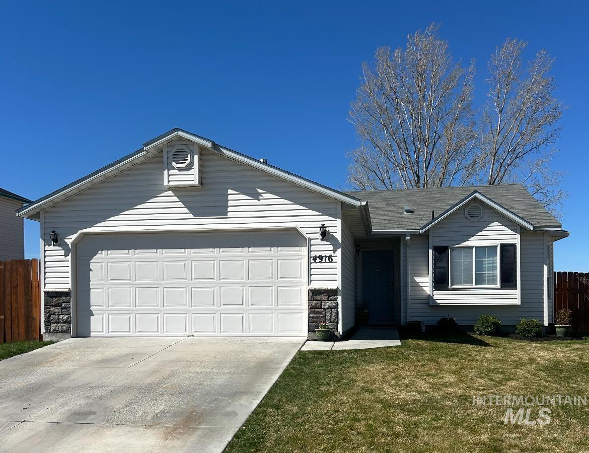 4916 Princeton Ave Property Photo