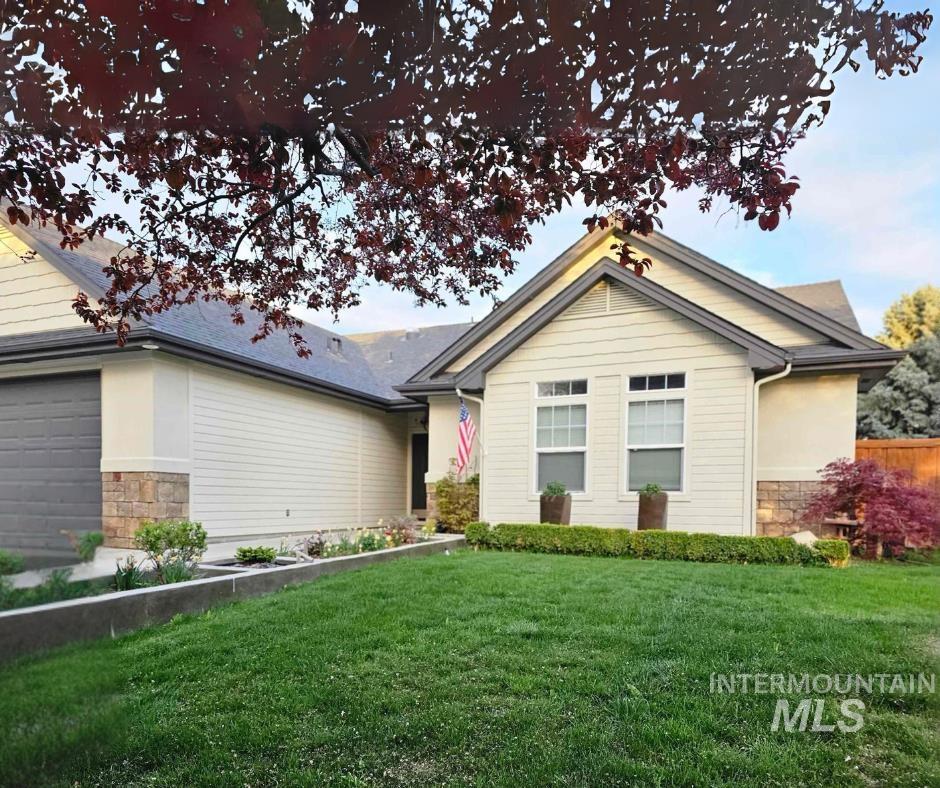2079 W Marten Creek Property Photo
