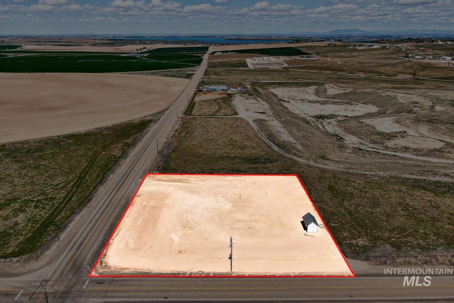 9002 Deer Flat Property Photo 5