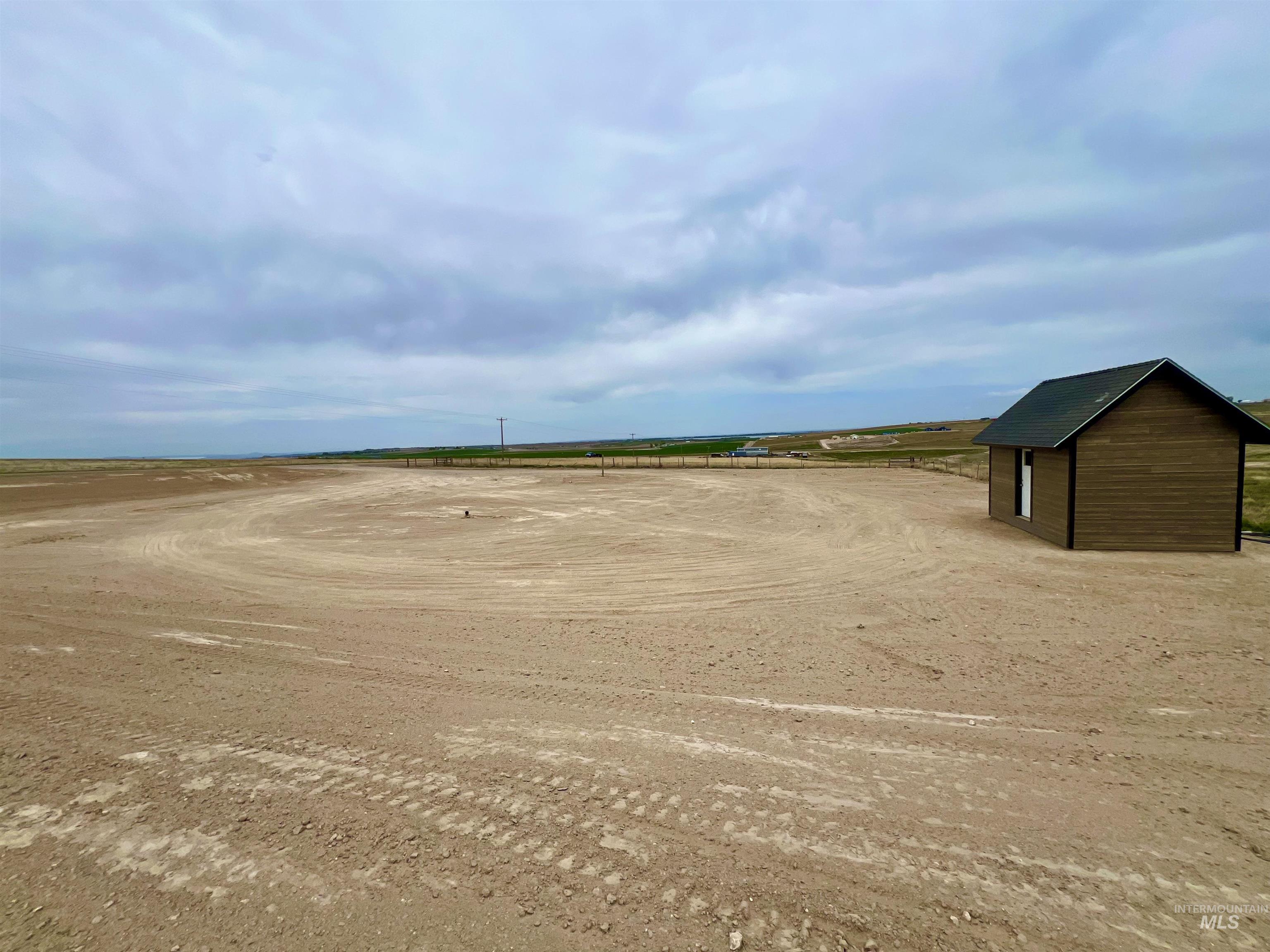 9002 Deer Flat Property Photo 7