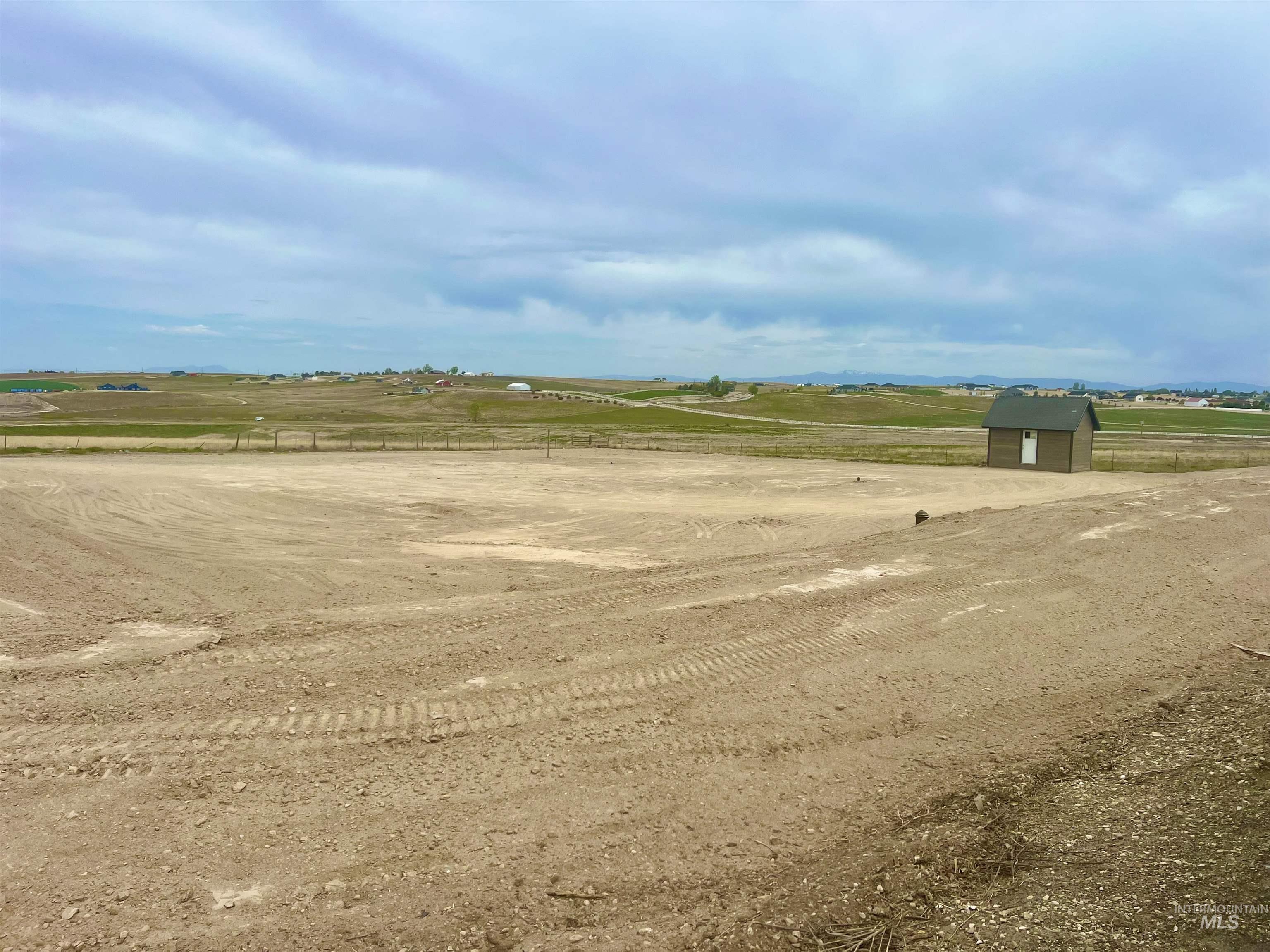 9002 Deer Flat Property Photo 10