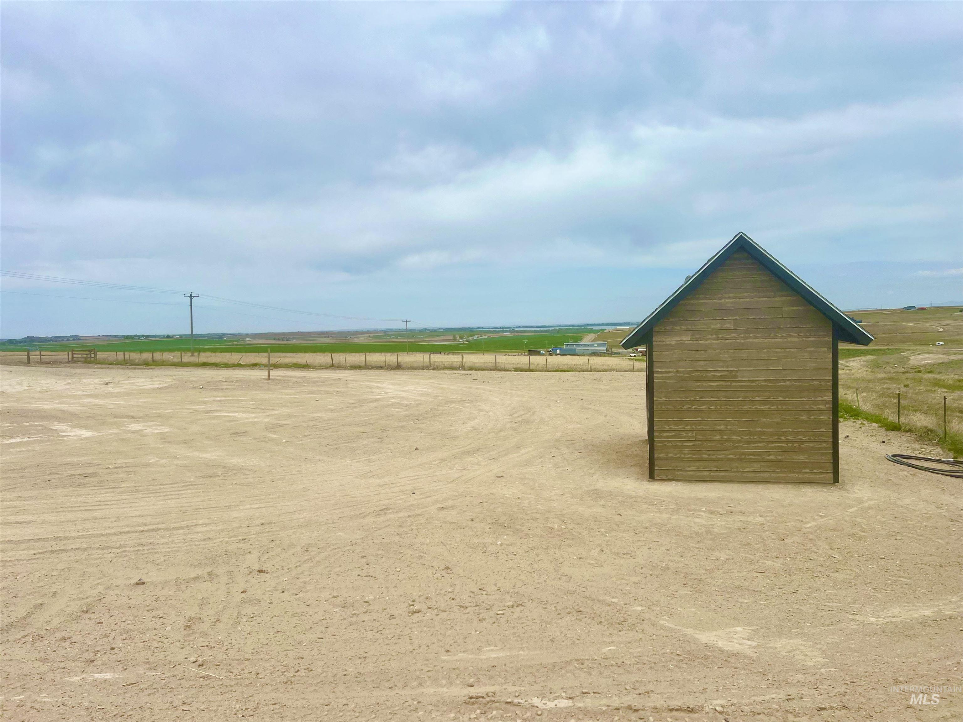 9002 Deer Flat Property Photo 11