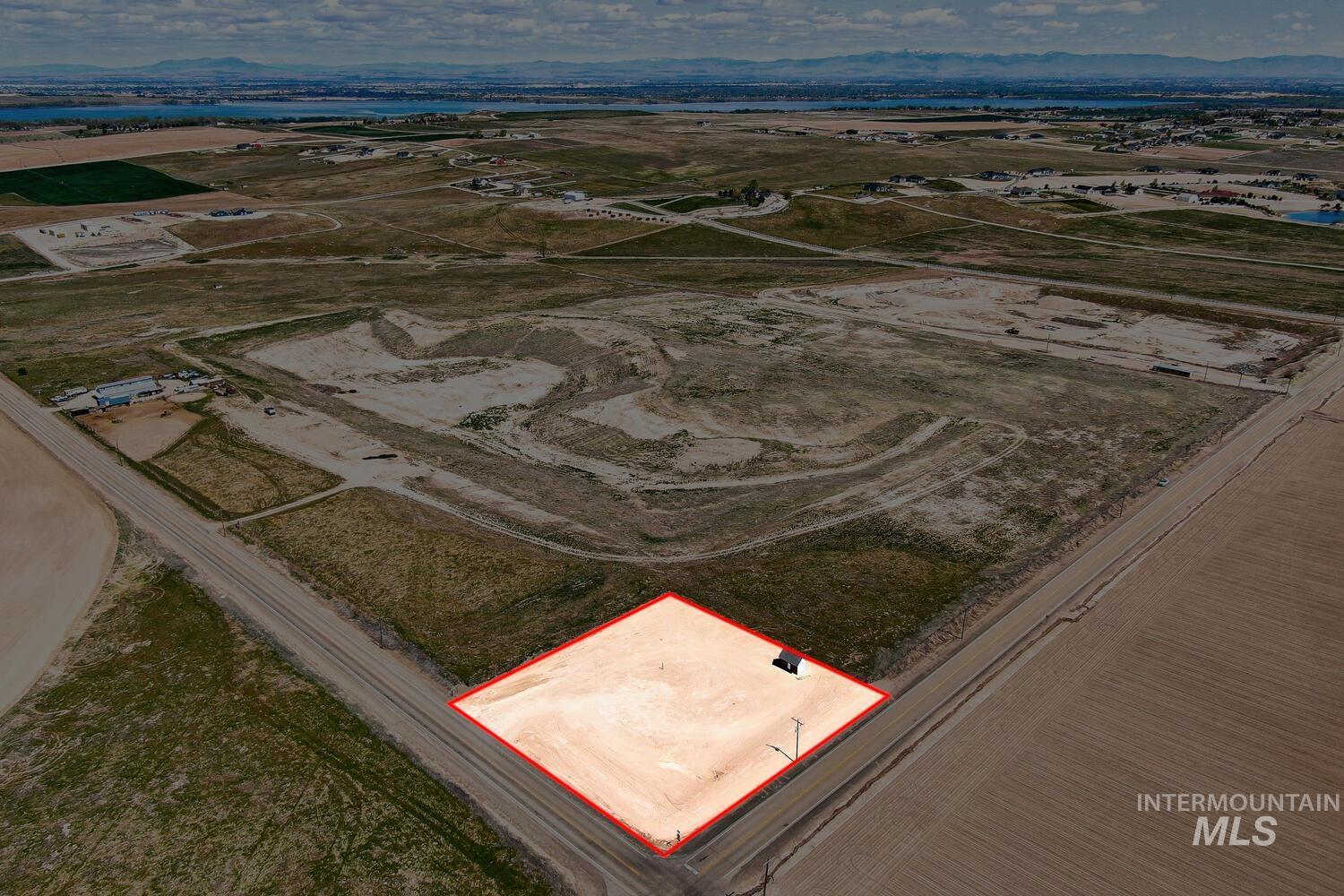 9002 Deer Flat Property Photo 15