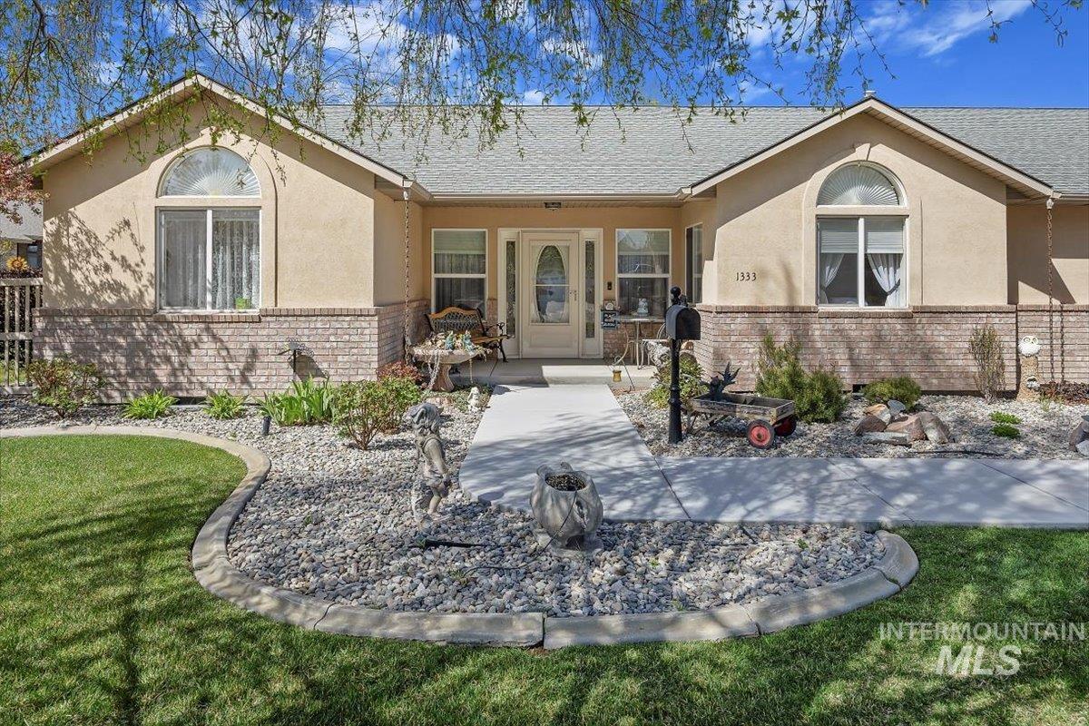 1333 Clearwater Way Property Photo