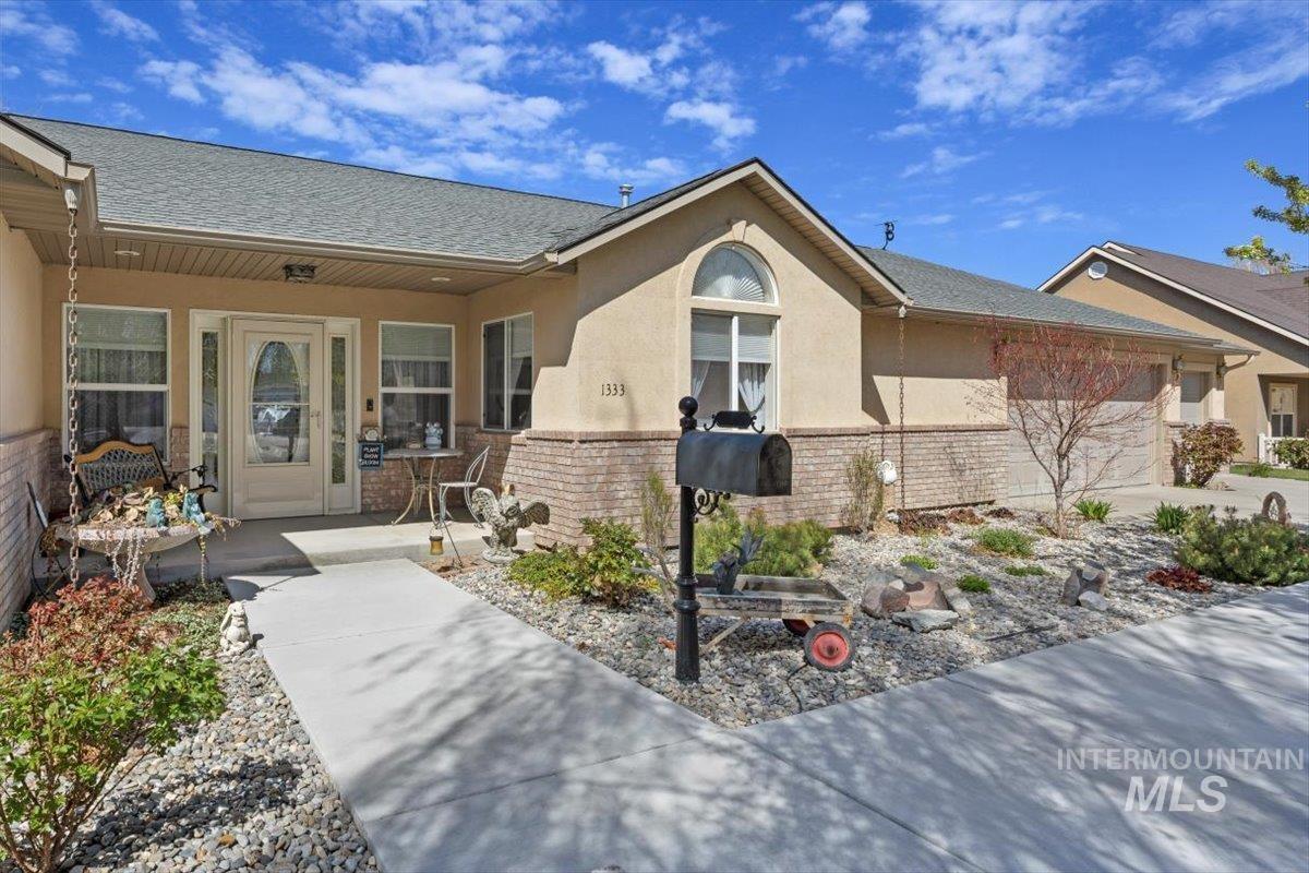 1333 Clearwater Way Property Photo 3