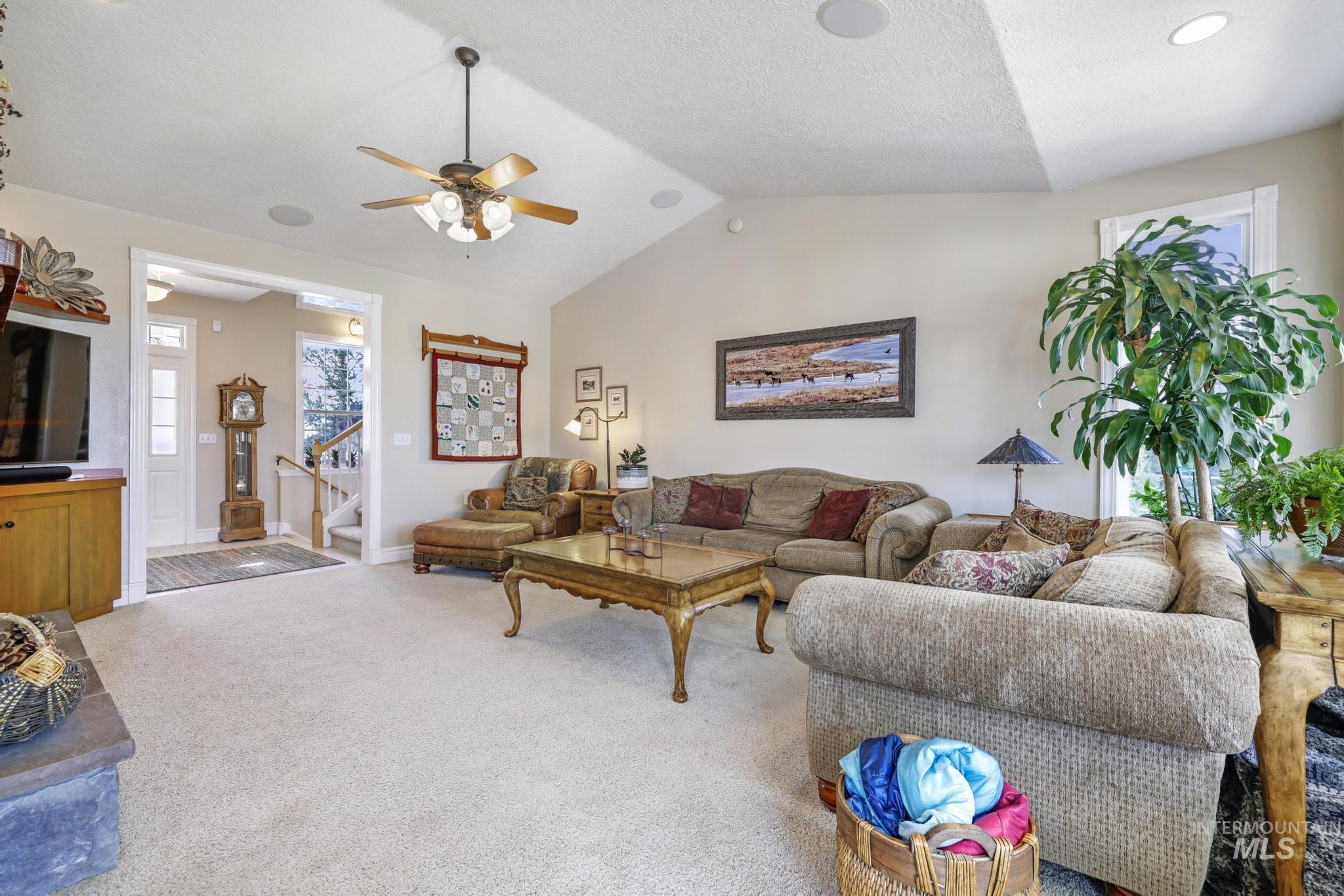 2554 E 3708 N Property Photo 12