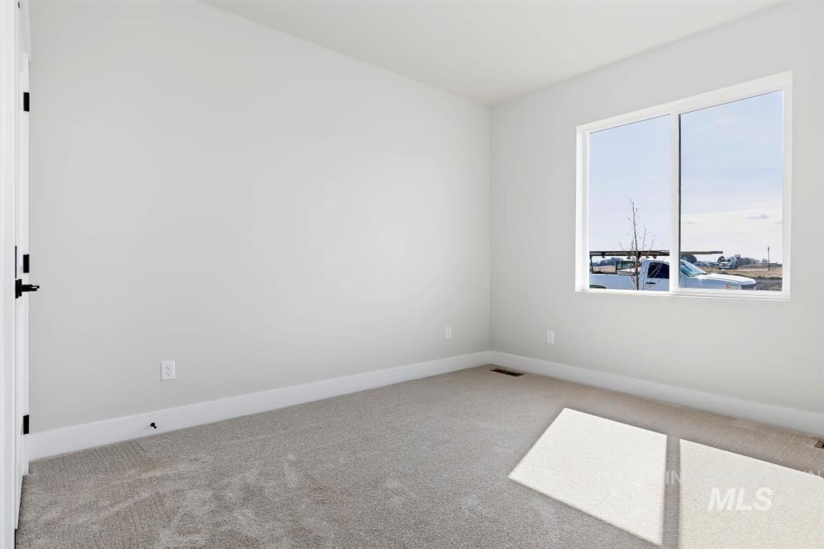 435 October Sky Street Property Photo 38