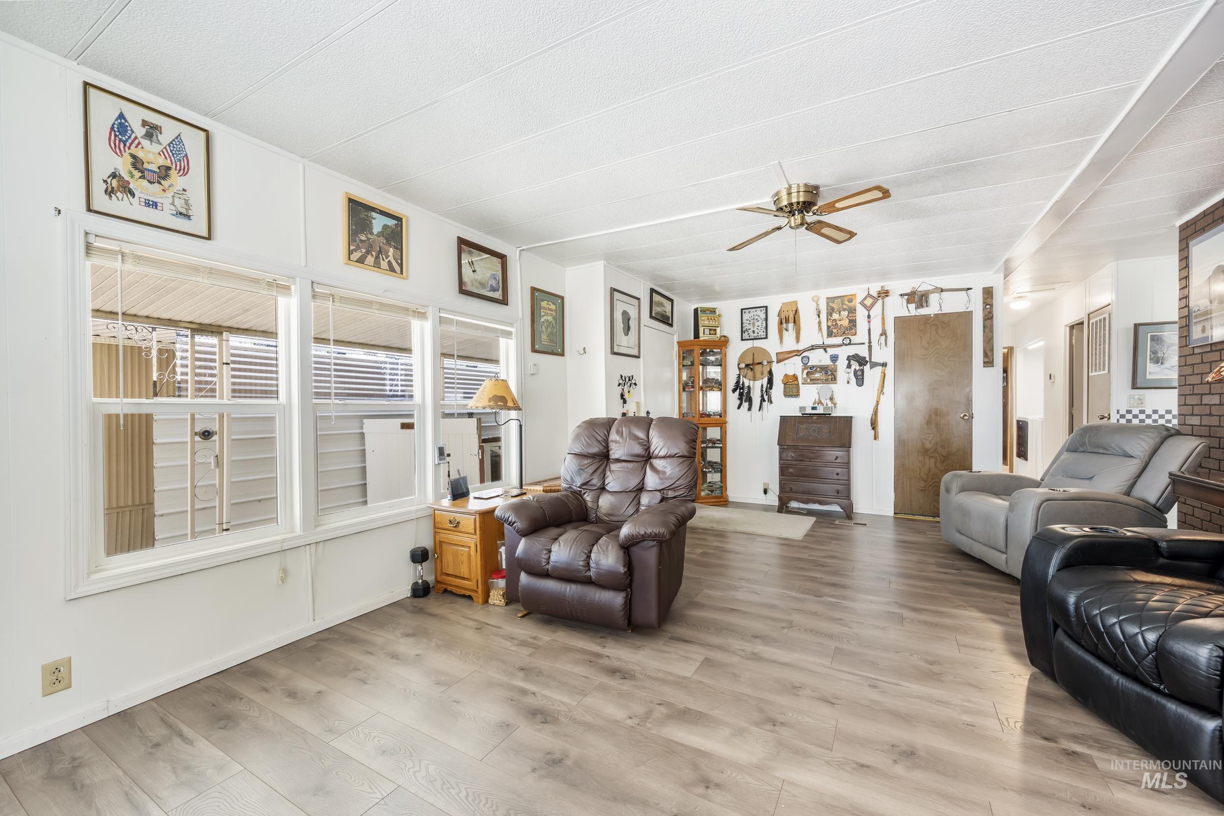1715 W Flamingo Ave #54 Property Photo 6