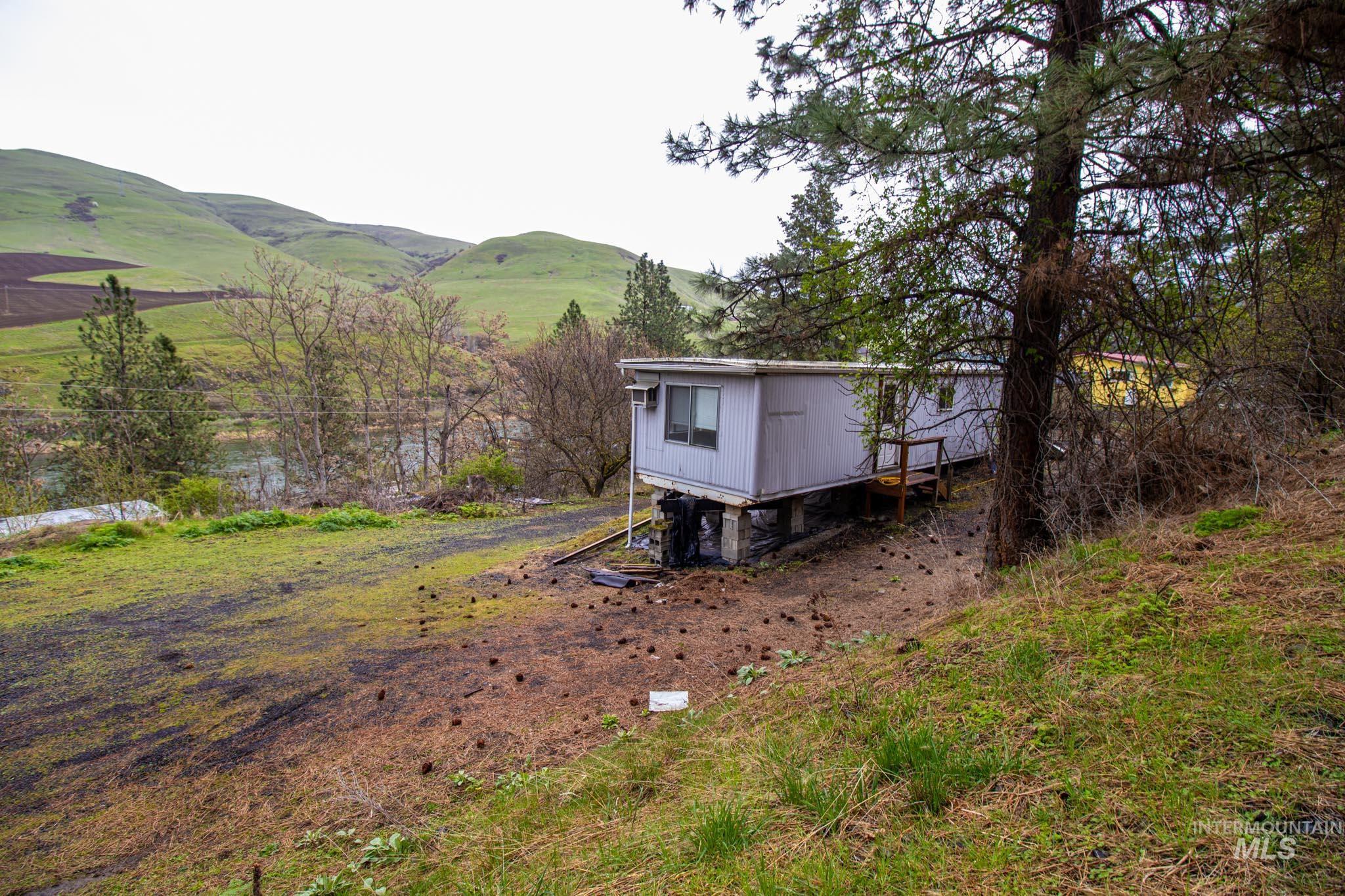 31032 Thunderbird Drive Property Photo 2