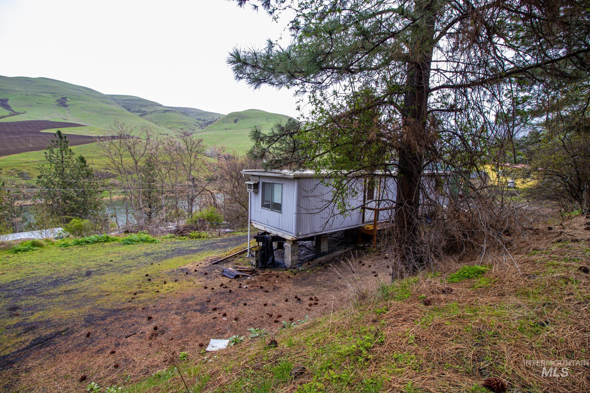 31032 Thunderbird Drive Property Photo 8