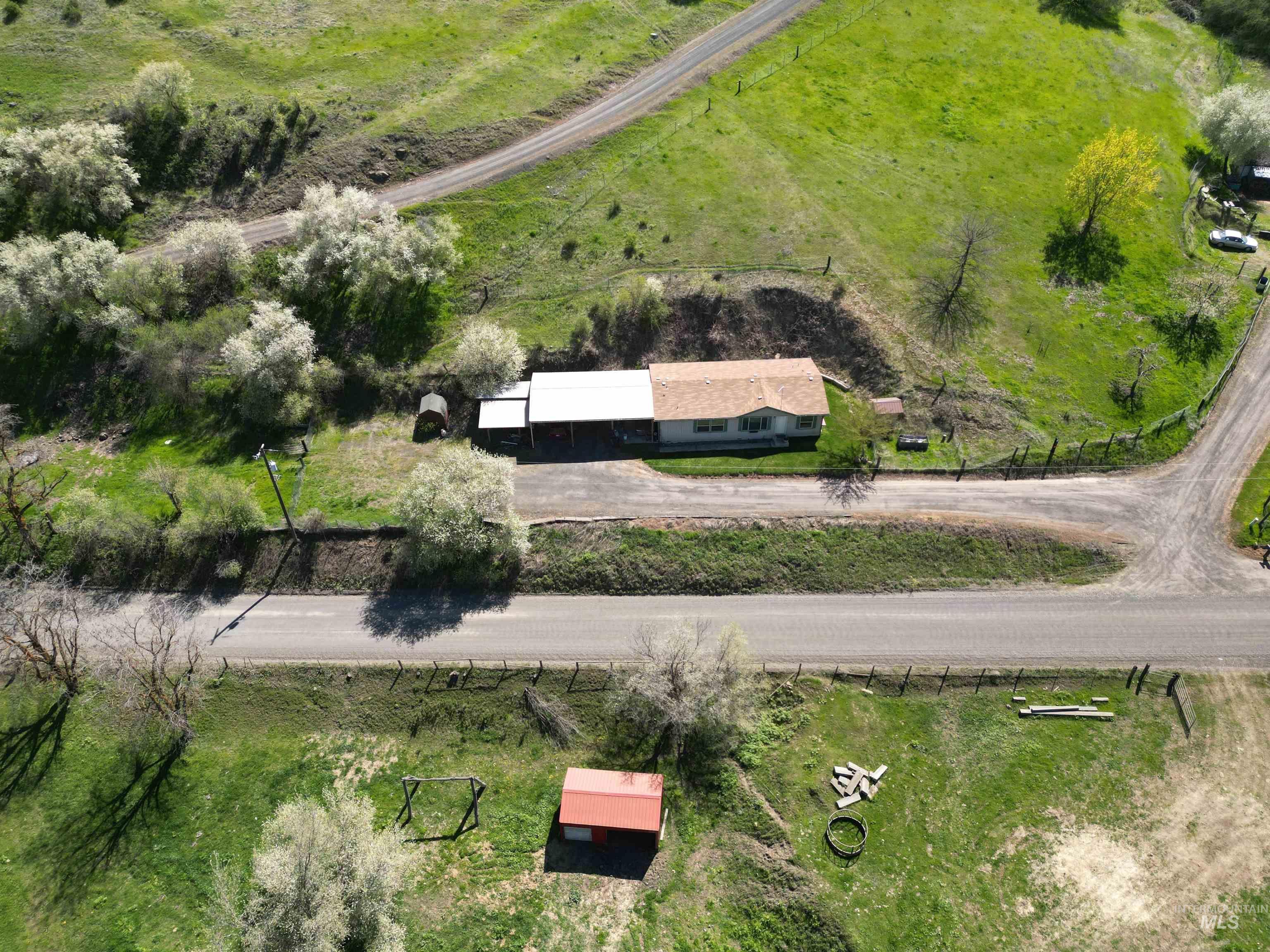 22132 Lapwai Rd Property Photo 2