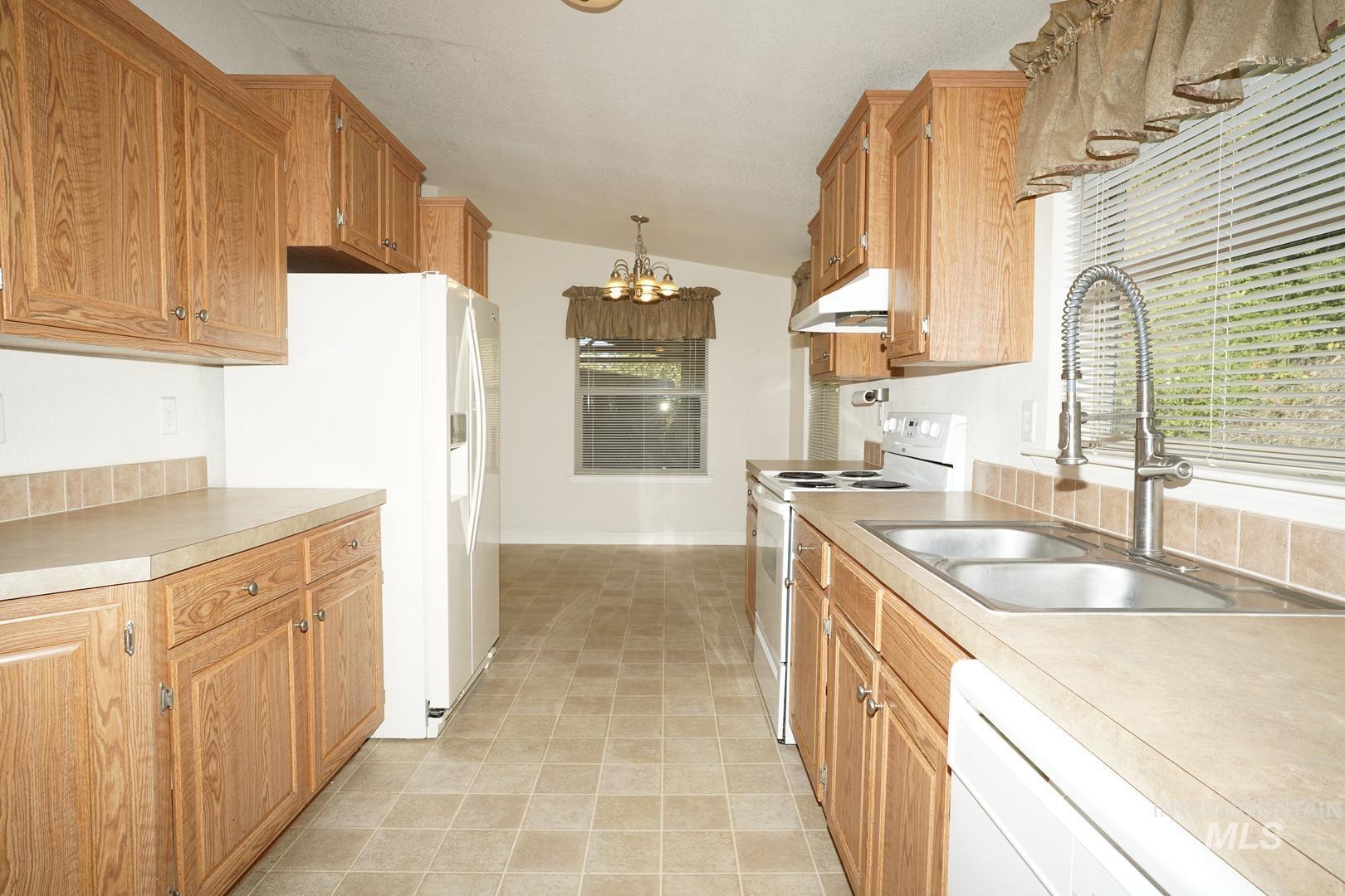 22132 Lapwai Rd Property Photo 8