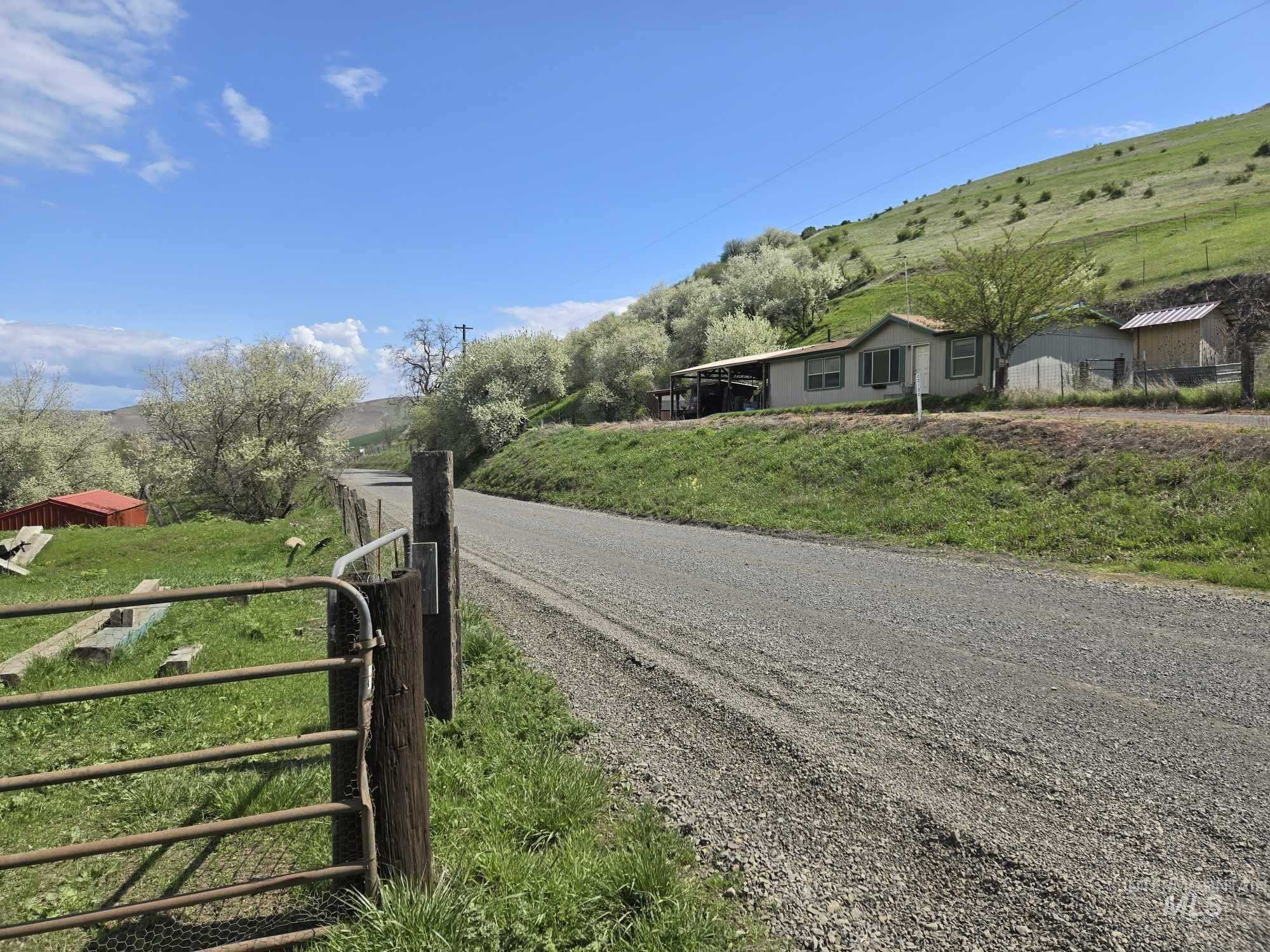 22132 Lapwai Rd Property Photo 22