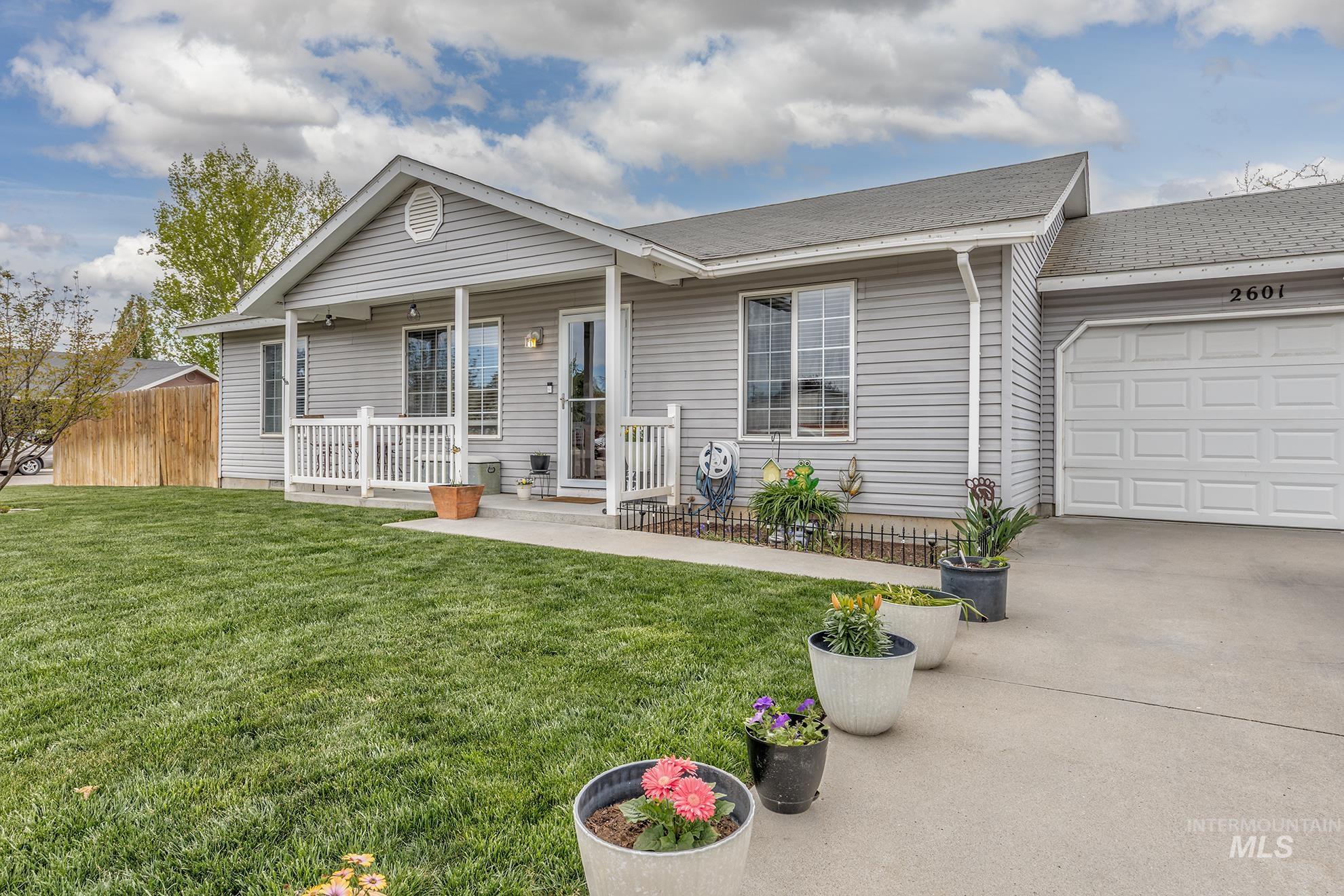 2601 Winesap Ave Property Photo