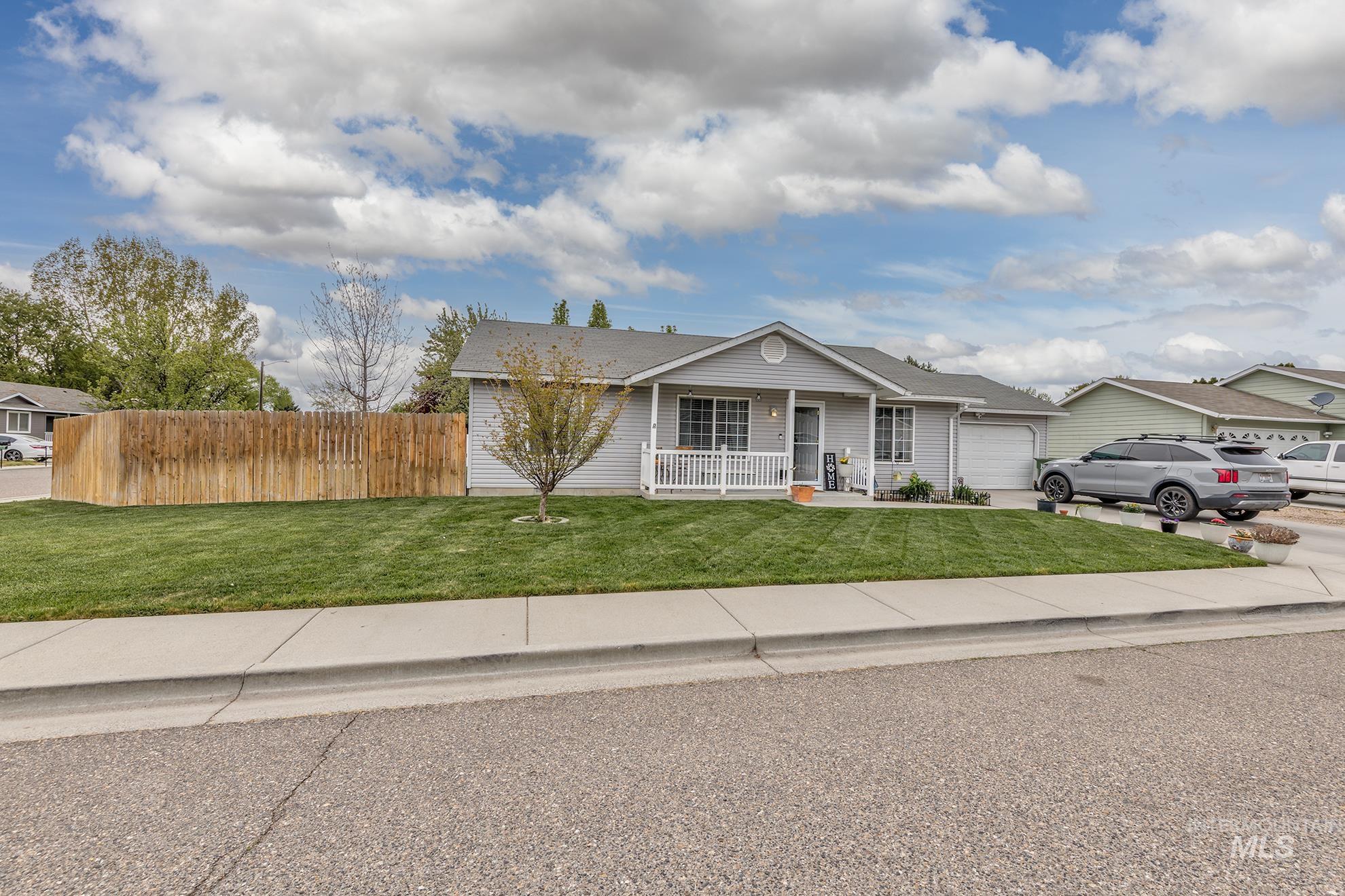2601 Winesap Ave Property Photo 3