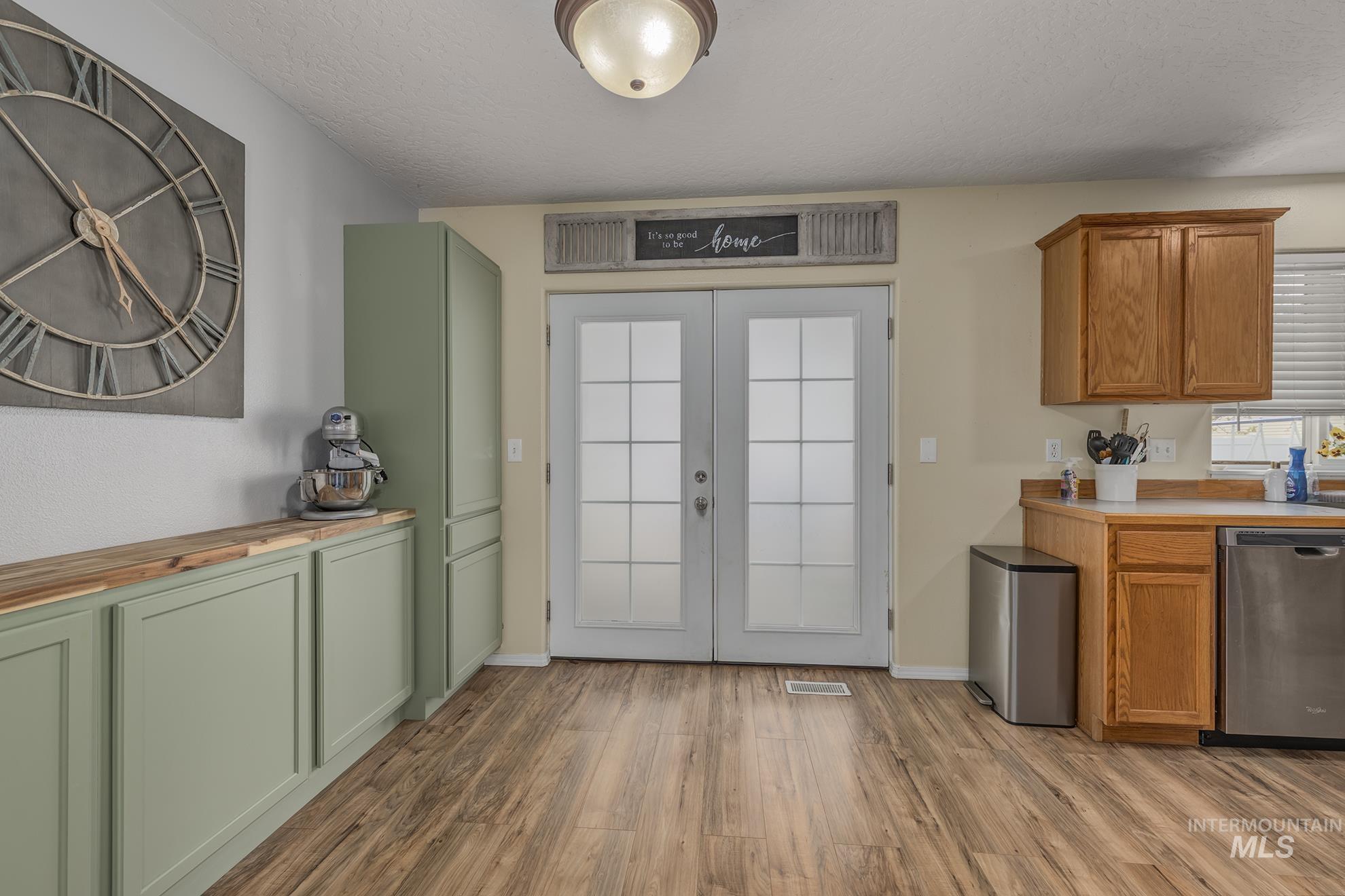 2601 Winesap Ave Property Photo 14