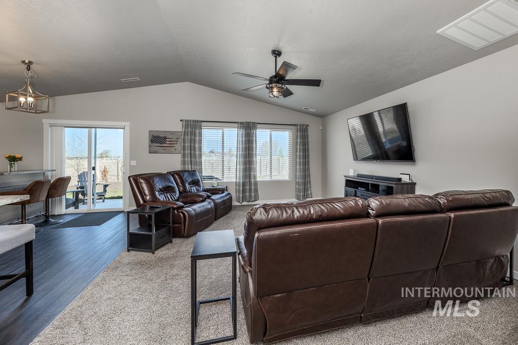 1270 W Pendulum Cove Dr Property Photo 8