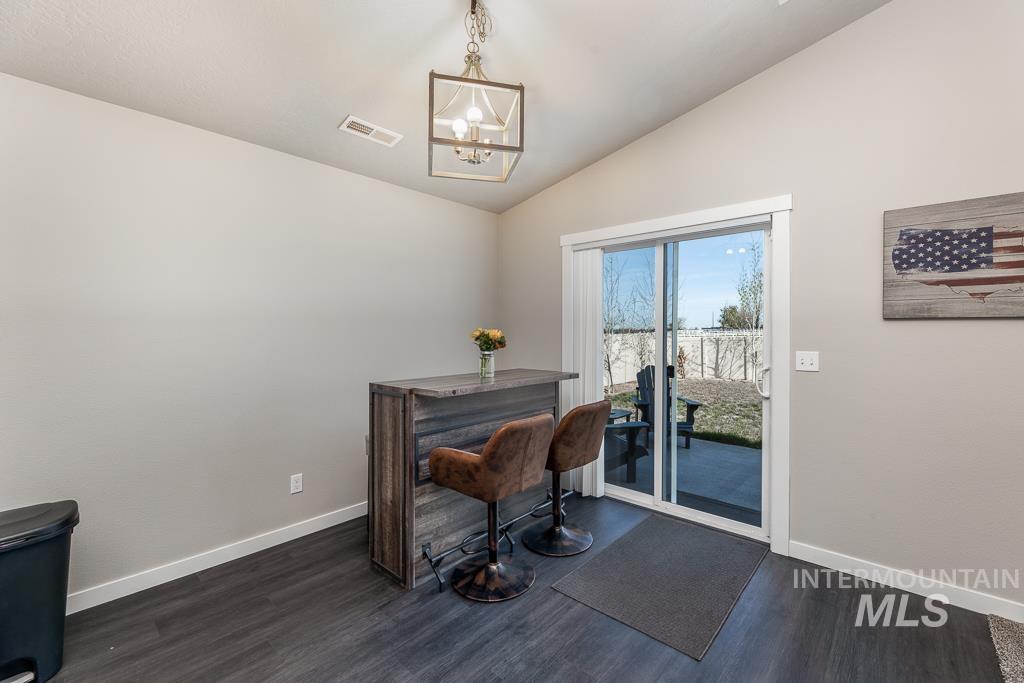 1270 W Pendulum Cove Dr Property Photo 16
