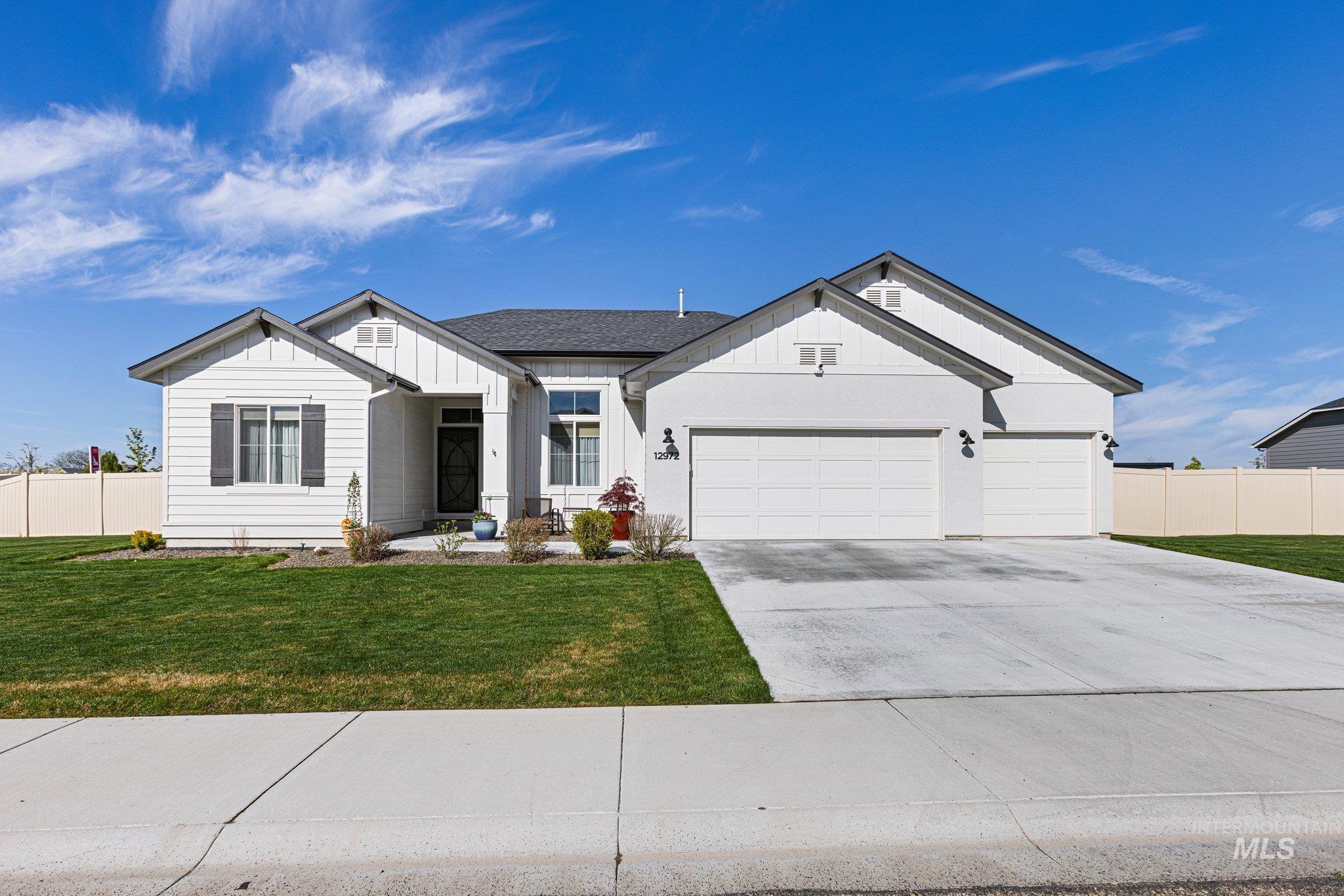 12972 Bullfinch Property Photo