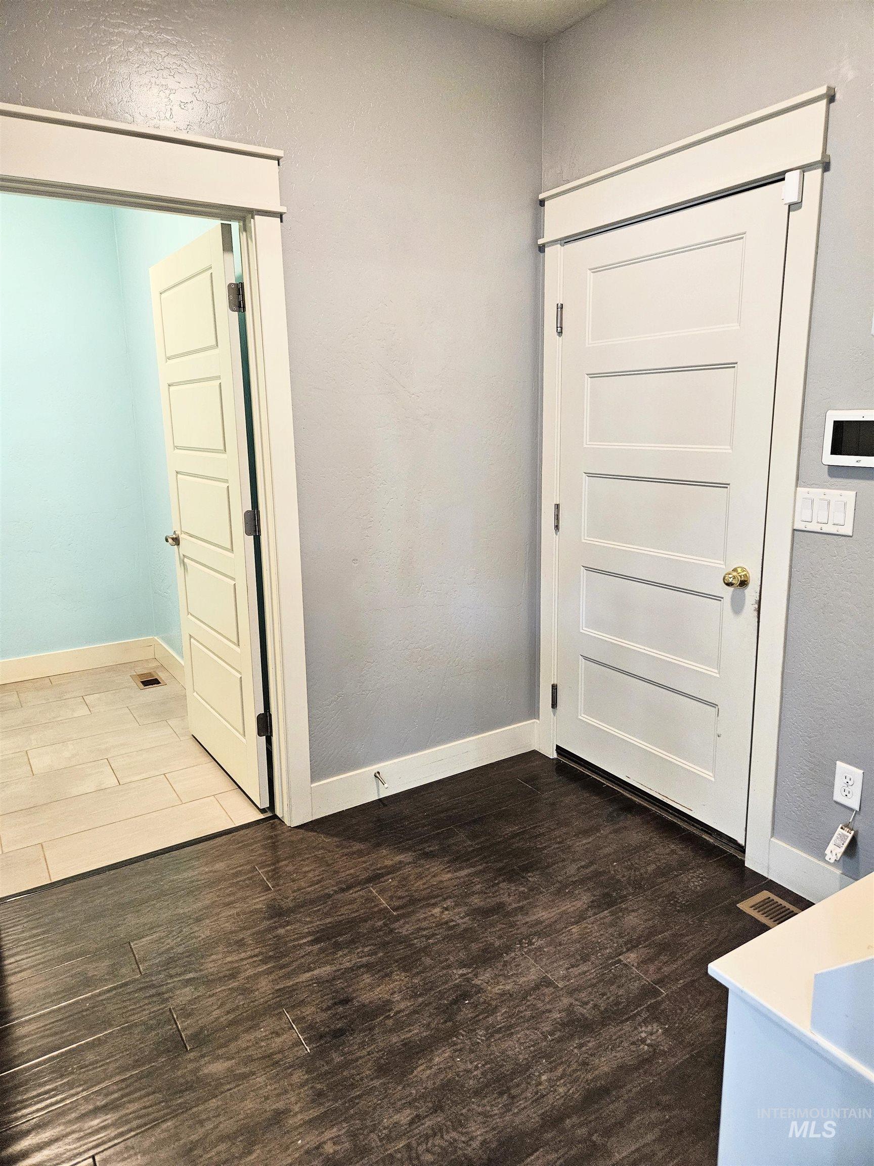 513 Pioneer Path Property Photo 30