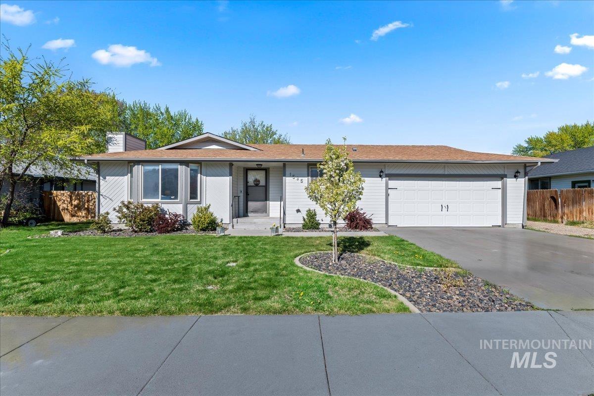 1535 N Haskett Ave Property Photo