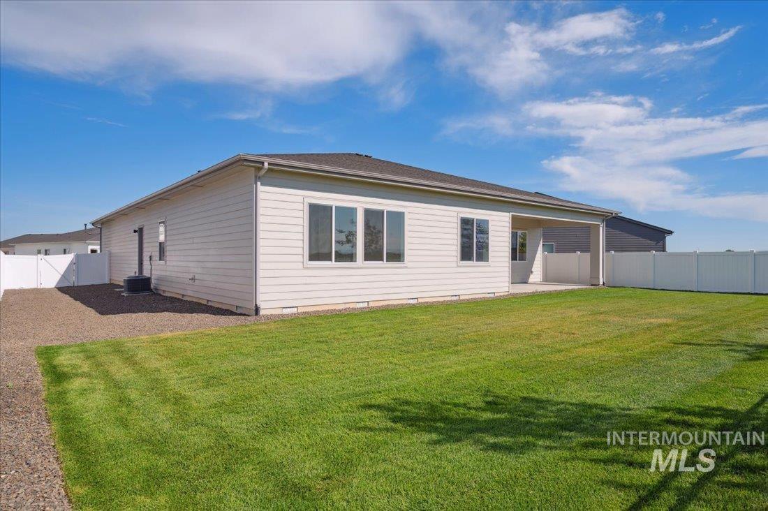 8652 Wingspread Way Property Photo 16