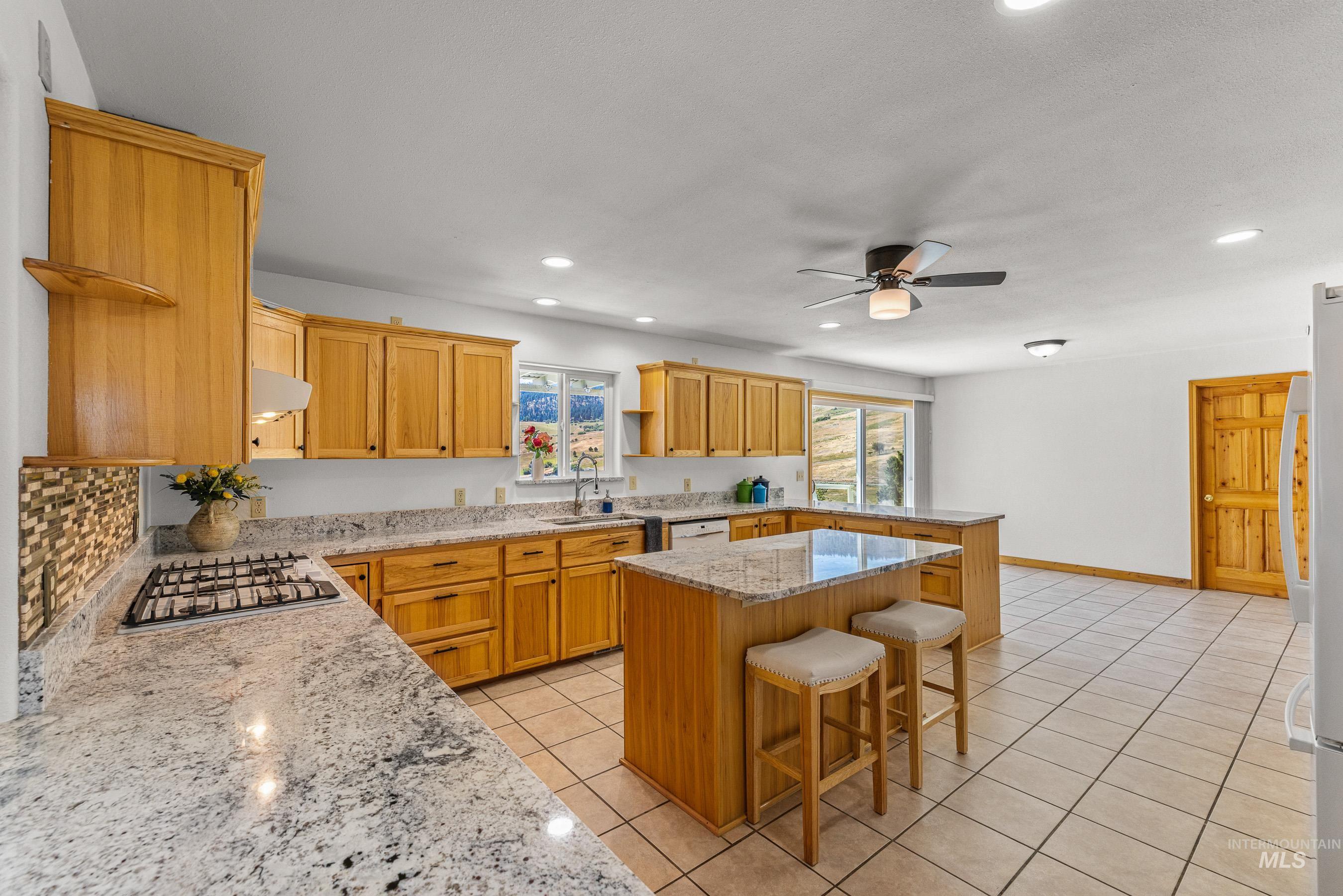 584 Whitewater Wilderness Drive Property Photo 22