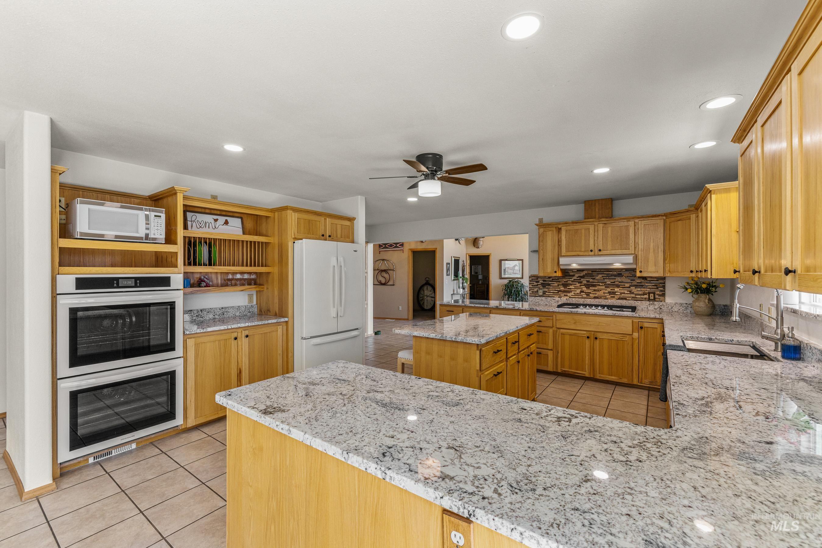 584 Whitewater Wilderness Drive Property Photo 25